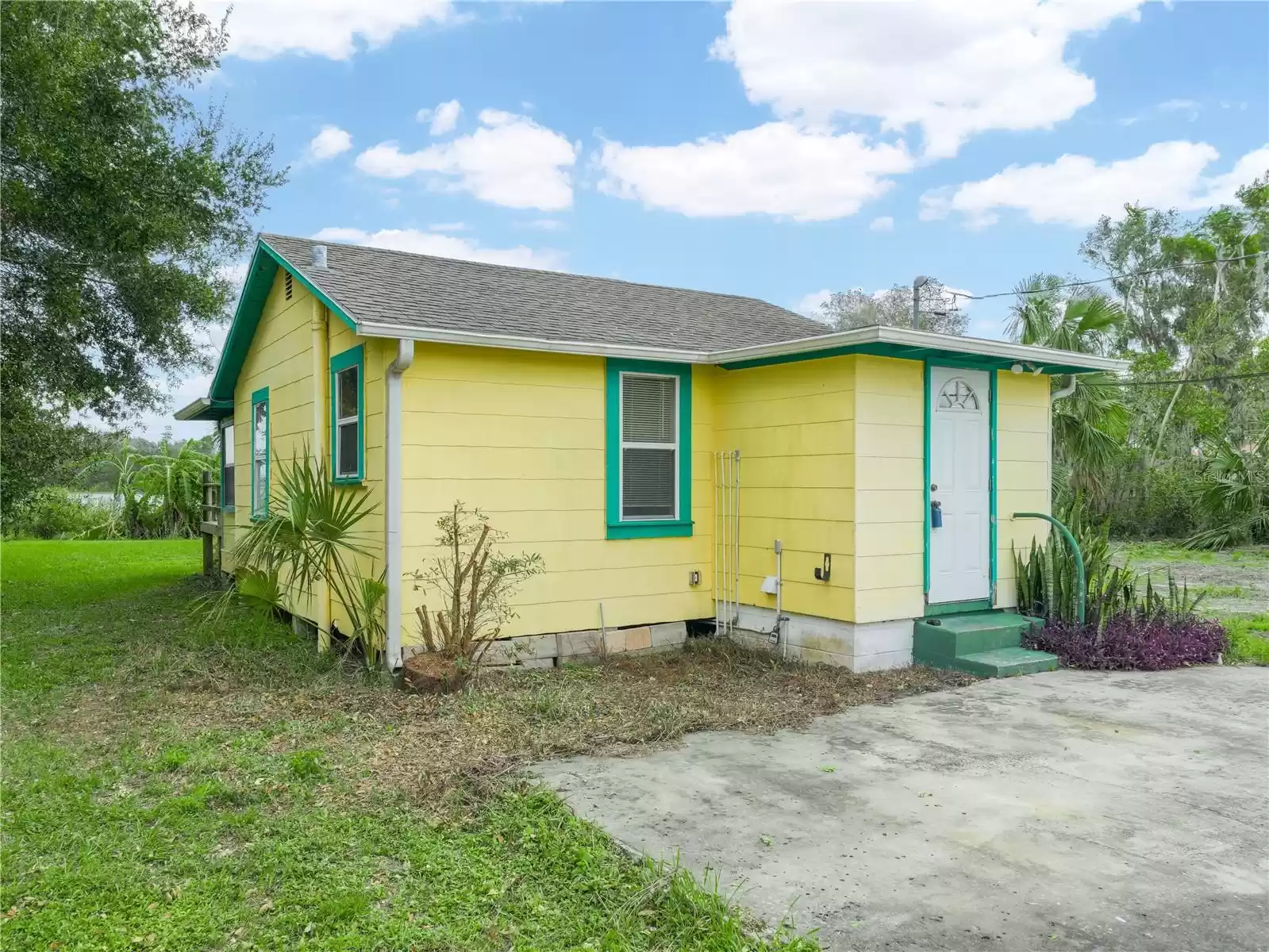 3128 SPIRIT LAKE ROAD, WINTER HAVEN, Florida 33880, 2 Bedrooms Bedrooms, ,1 BathroomBathrooms,Residential,For Sale,SPIRIT LAKE,MFRP4932367