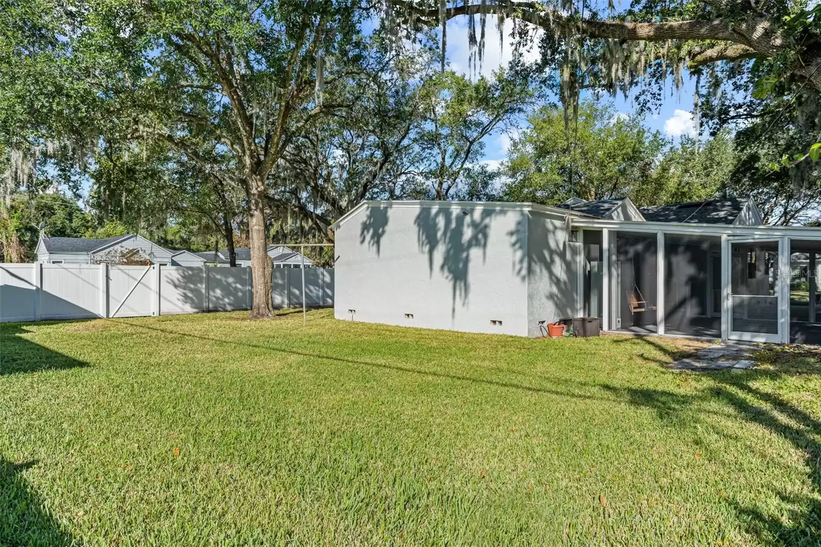 1344 YALE STREET, ORLANDO, Florida 32804, 3 Bedrooms Bedrooms, ,2 BathroomsBathrooms,Residential Lease,For Rent,YALE,MFRO6249712