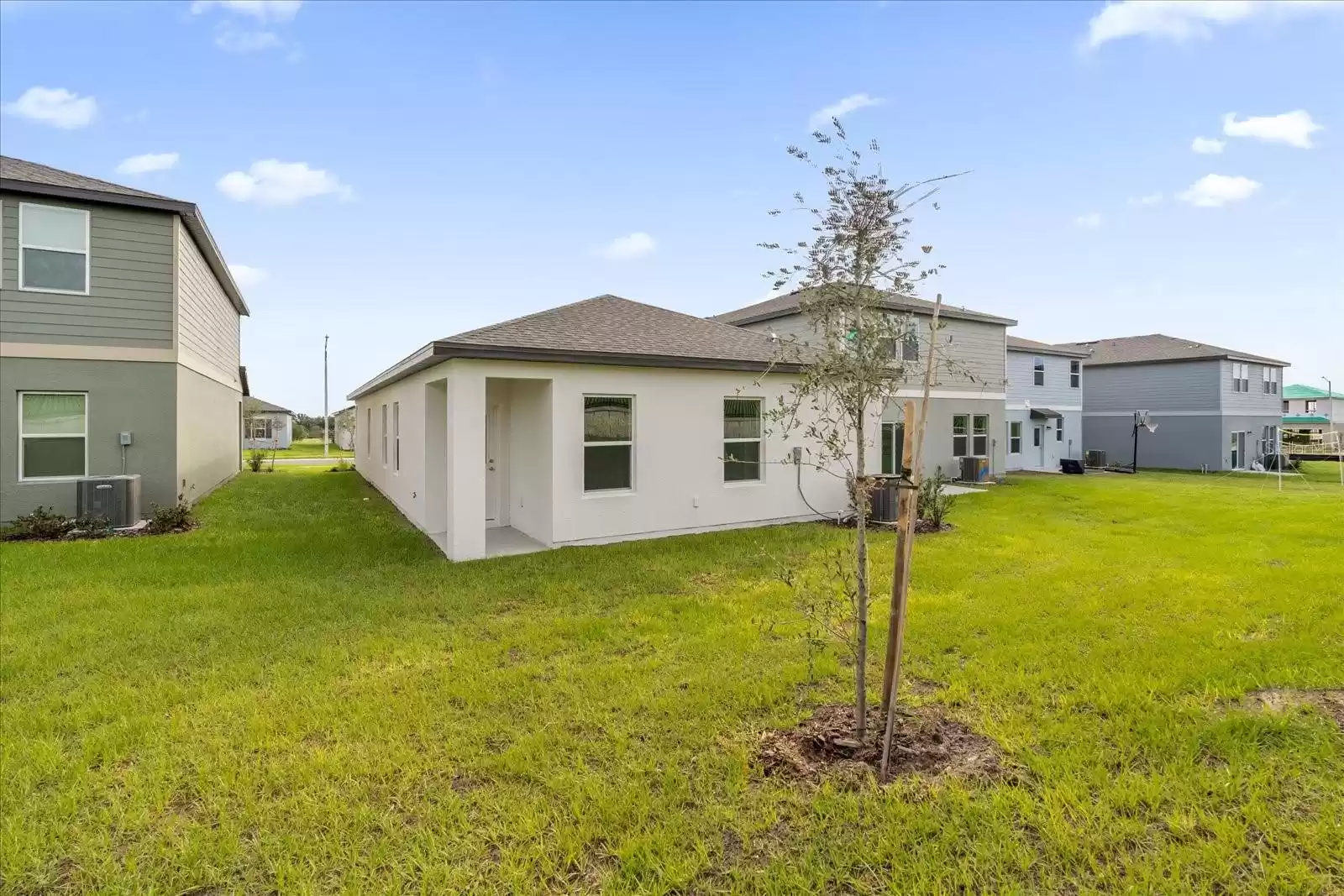 2625 BUTTERCUP AVENUE, HAINES CITY, Florida 33844, 3 Bedrooms Bedrooms, ,2 BathroomsBathrooms,Residential,For Sale,BUTTERCUP,MFRO6249969