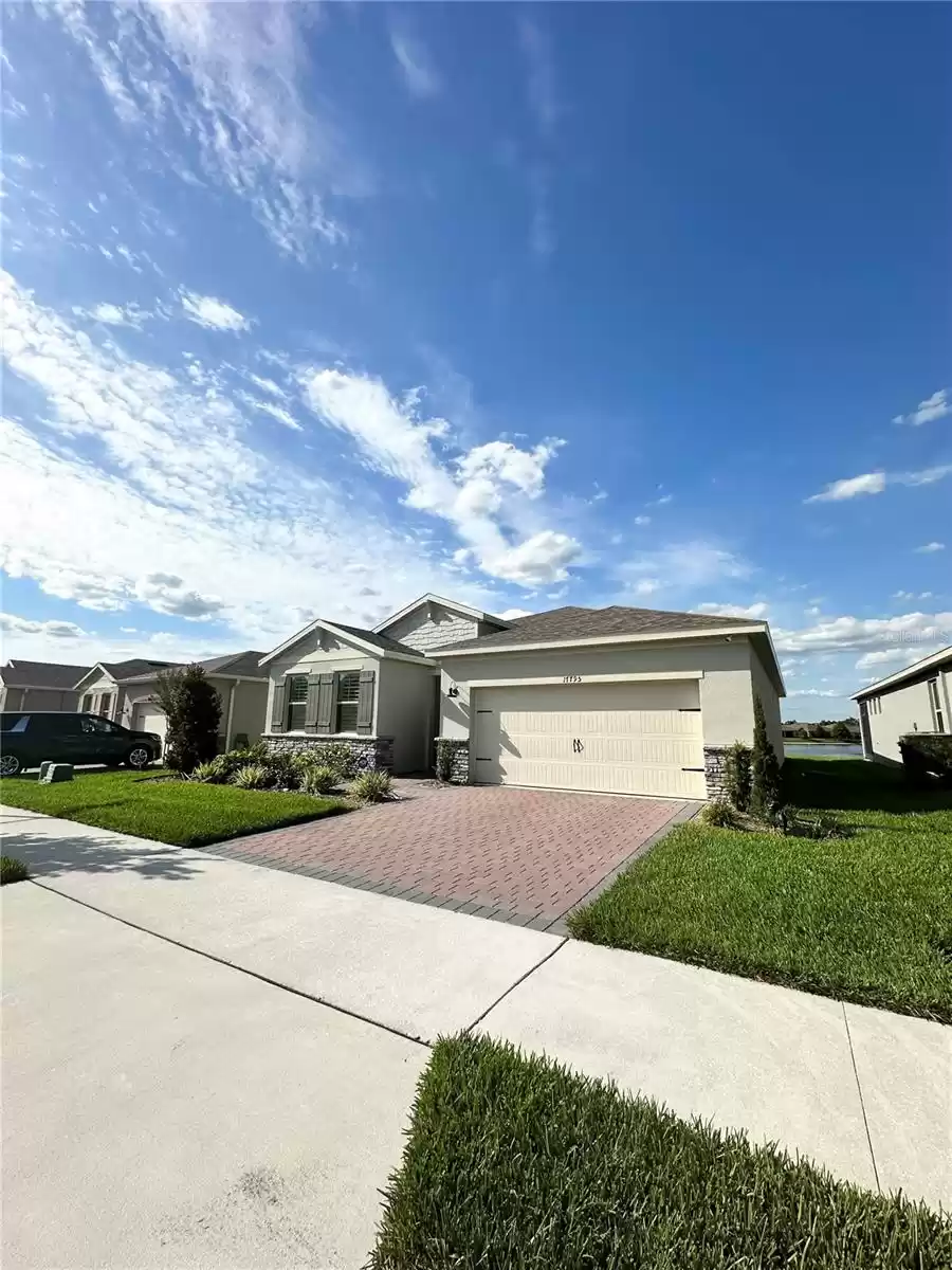 17795 BLAZING STAR CIRCLE, CLERMONT, Florida 34714, 3 Bedrooms Bedrooms, ,2 BathroomsBathrooms,Residential Lease,For Rent,BLAZING STAR,MFRO6250056