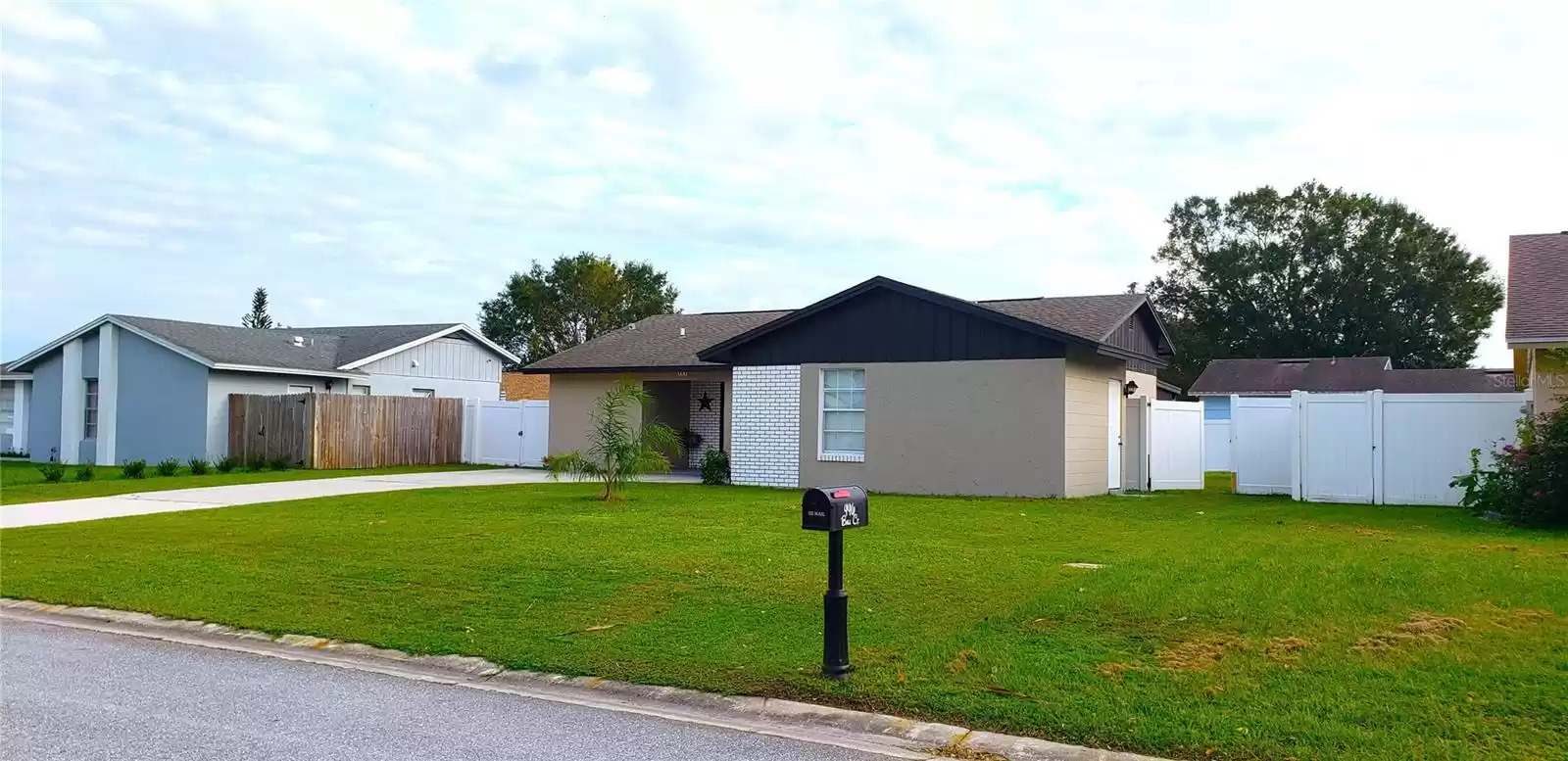 449 BALL COURT, KISSIMMEE, Florida 34759, 3 Bedrooms Bedrooms, ,2 BathroomsBathrooms,Residential,For Sale,BALL,MFRS5114041