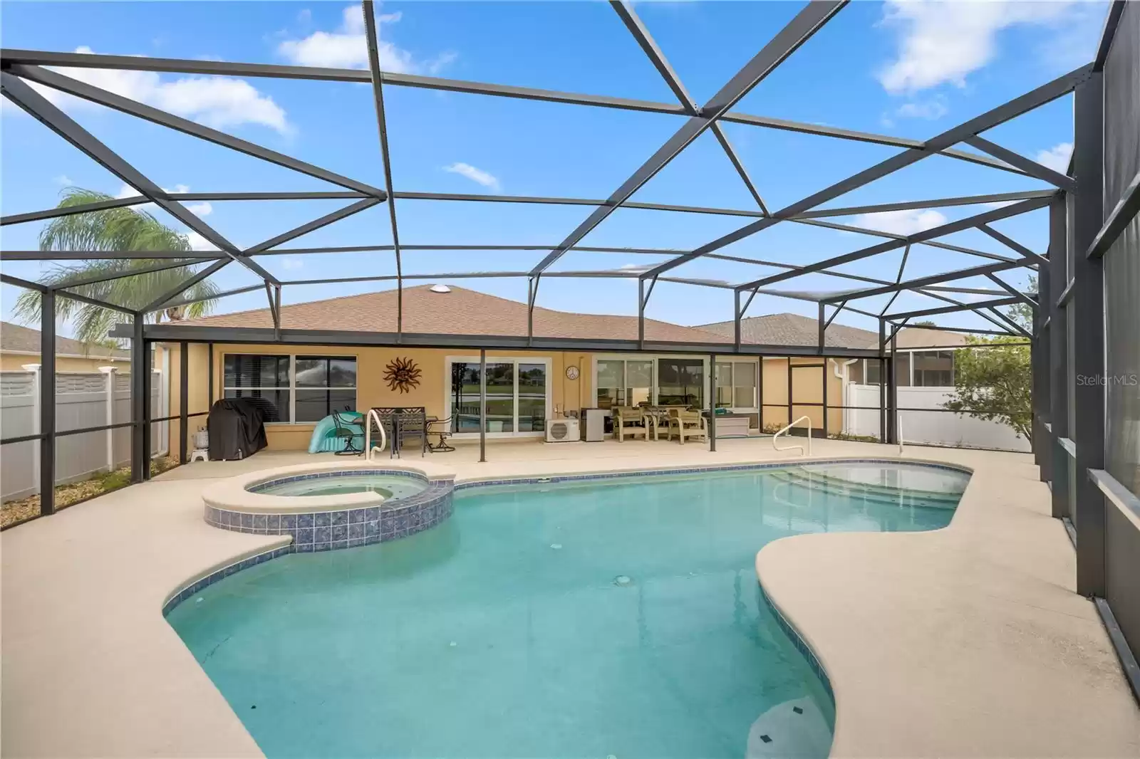 2029 BONHAM LANE, THE VILLAGES, Florida 32162, 3 Bedrooms Bedrooms, ,2 BathroomsBathrooms,Residential,For Sale,BONHAM,MFROM687735