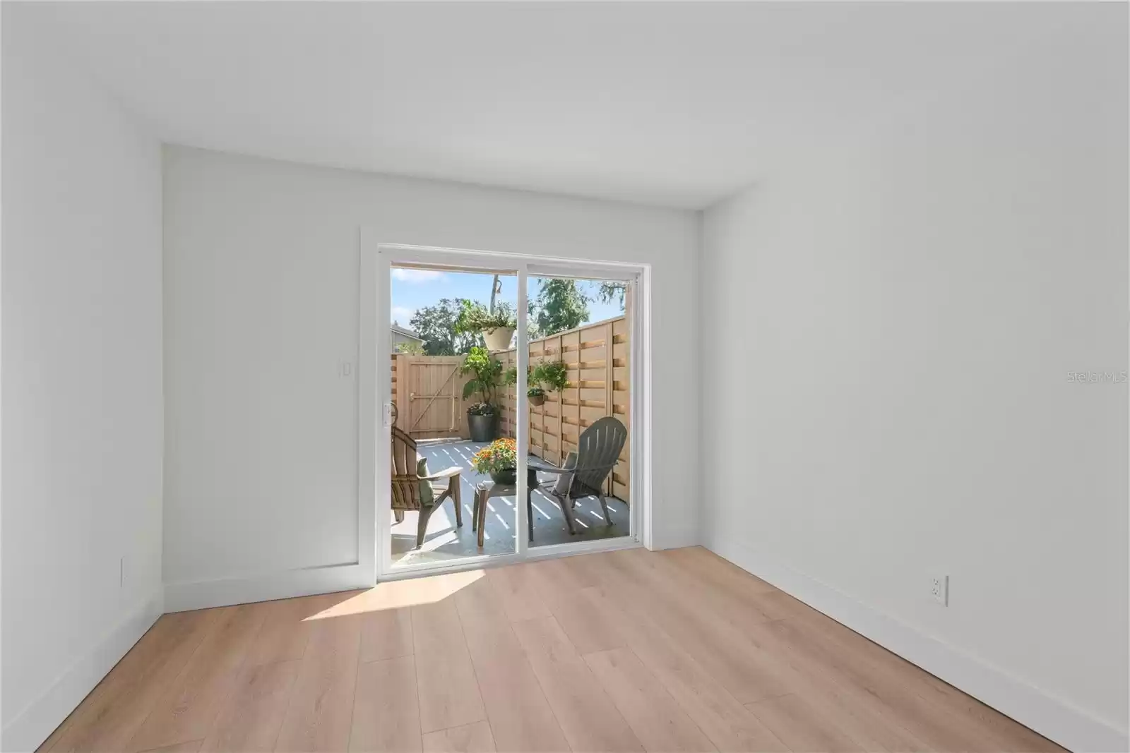 FIRST FLOOR BEDROOM OVERLOOKING COURTYARD