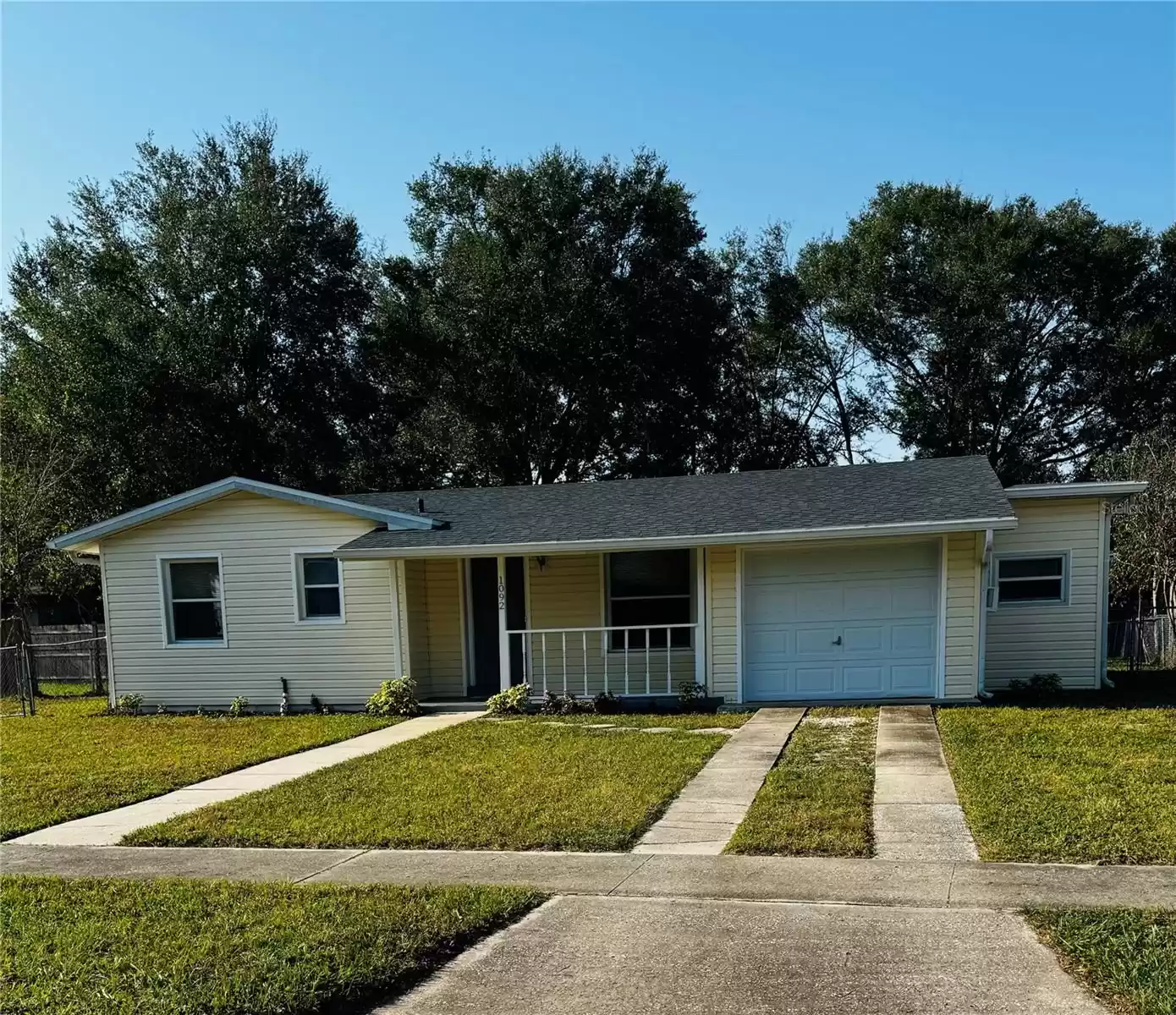 1092 COBBLESTONE AVENUE, DELTONA, Florida 32725, 2 Bedrooms Bedrooms, ,1 BathroomBathrooms,Residential,For Sale,COBBLESTONE,MFRV4939009