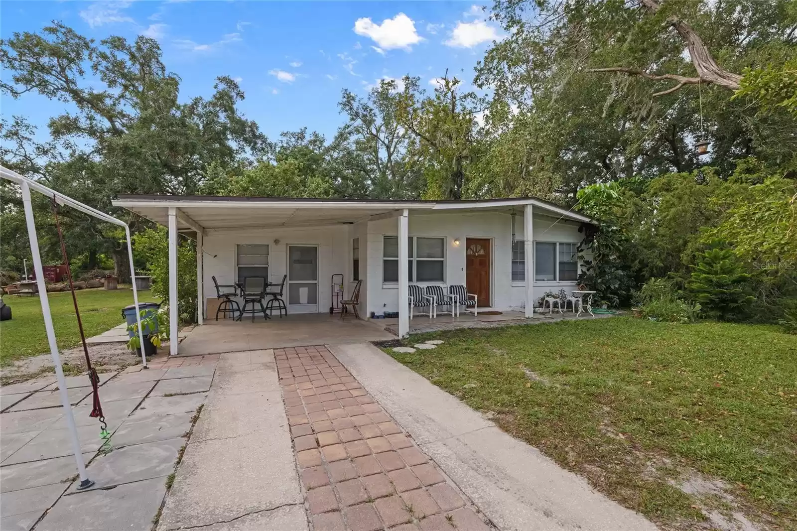 621 OAKLANDO DRIVE, ALTAMONTE SPRINGS, Florida 32714, 3 Bedrooms Bedrooms, ,1 BathroomBathrooms,Residential,For Sale,OAKLANDO,MFRO6250507