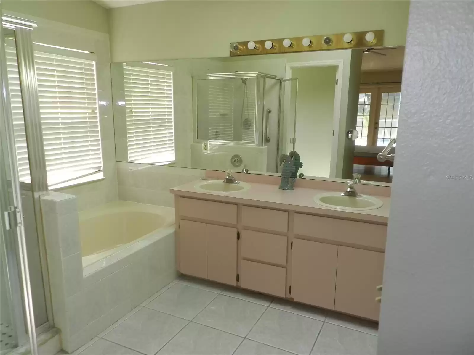 3931 KESTREL STREET, PALM HARBOR, Florida 34683, 3 Bedrooms Bedrooms, ,2 BathroomsBathrooms,Residential,For Sale,KESTREL,MFRU8252207