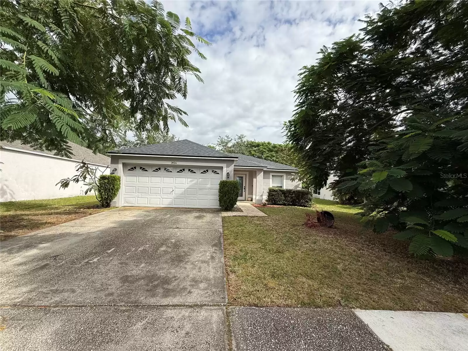 3924 STONEFIELD DRIVE, ORLANDO, Florida 32826, 3 Bedrooms Bedrooms, ,2 BathroomsBathrooms,Residential,For Sale,STONEFIELD,MFRS5114141