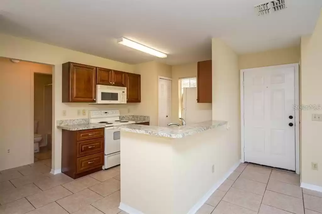 590 BLOOMINGTON COURT, ALTAMONTE SPRINGS, Florida 32714, 2 Bedrooms Bedrooms, ,2 BathroomsBathrooms,Residential,For Sale,BLOOMINGTON,MFRO6227527