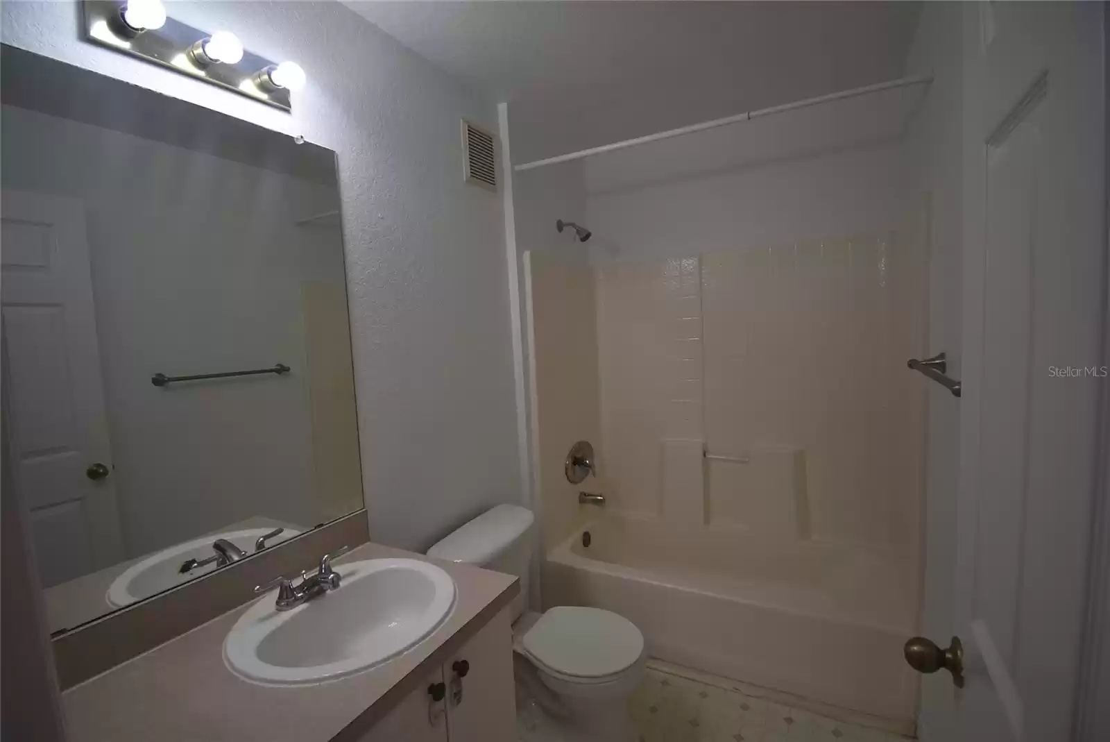 873 GRAND REGENCY POINT, ALTAMONTE SPRINGS, Florida 32714, 1 Bedroom Bedrooms, ,1 BathroomBathrooms,Residential Lease,For Rent,GRAND REGENCY,MFRO6251070