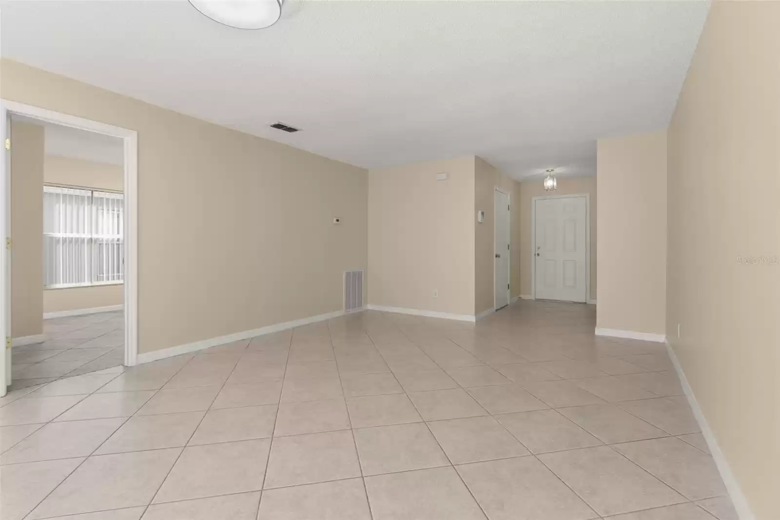 2224 MALLARD CREEK CIRCLE, KISSIMMEE, Florida 34743, 4 Bedrooms Bedrooms, ,2 BathroomsBathrooms,Residential Lease,For Rent,MALLARD CREEK,0,MFRS5114254