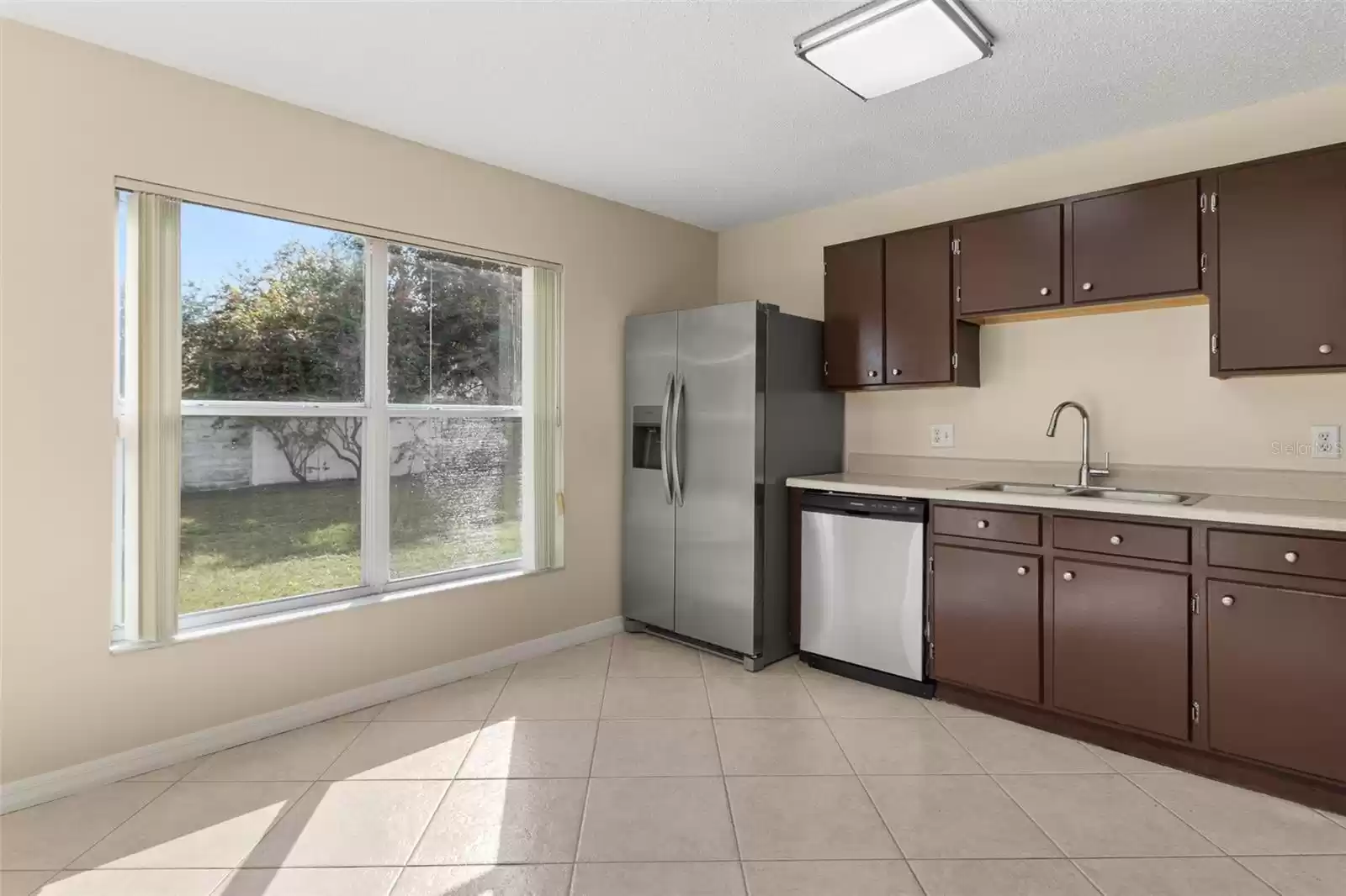 2224 MALLARD CREEK CIRCLE, KISSIMMEE, Florida 34743, 4 Bedrooms Bedrooms, ,2 BathroomsBathrooms,Residential Lease,For Rent,MALLARD CREEK,0,MFRS5114254