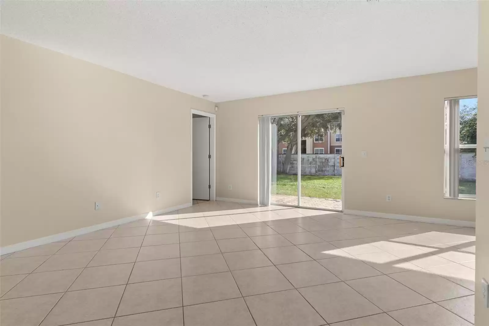 2224 MALLARD CREEK CIRCLE, KISSIMMEE, Florida 34743, 4 Bedrooms Bedrooms, ,2 BathroomsBathrooms,Residential Lease,For Rent,MALLARD CREEK,0,MFRS5114254