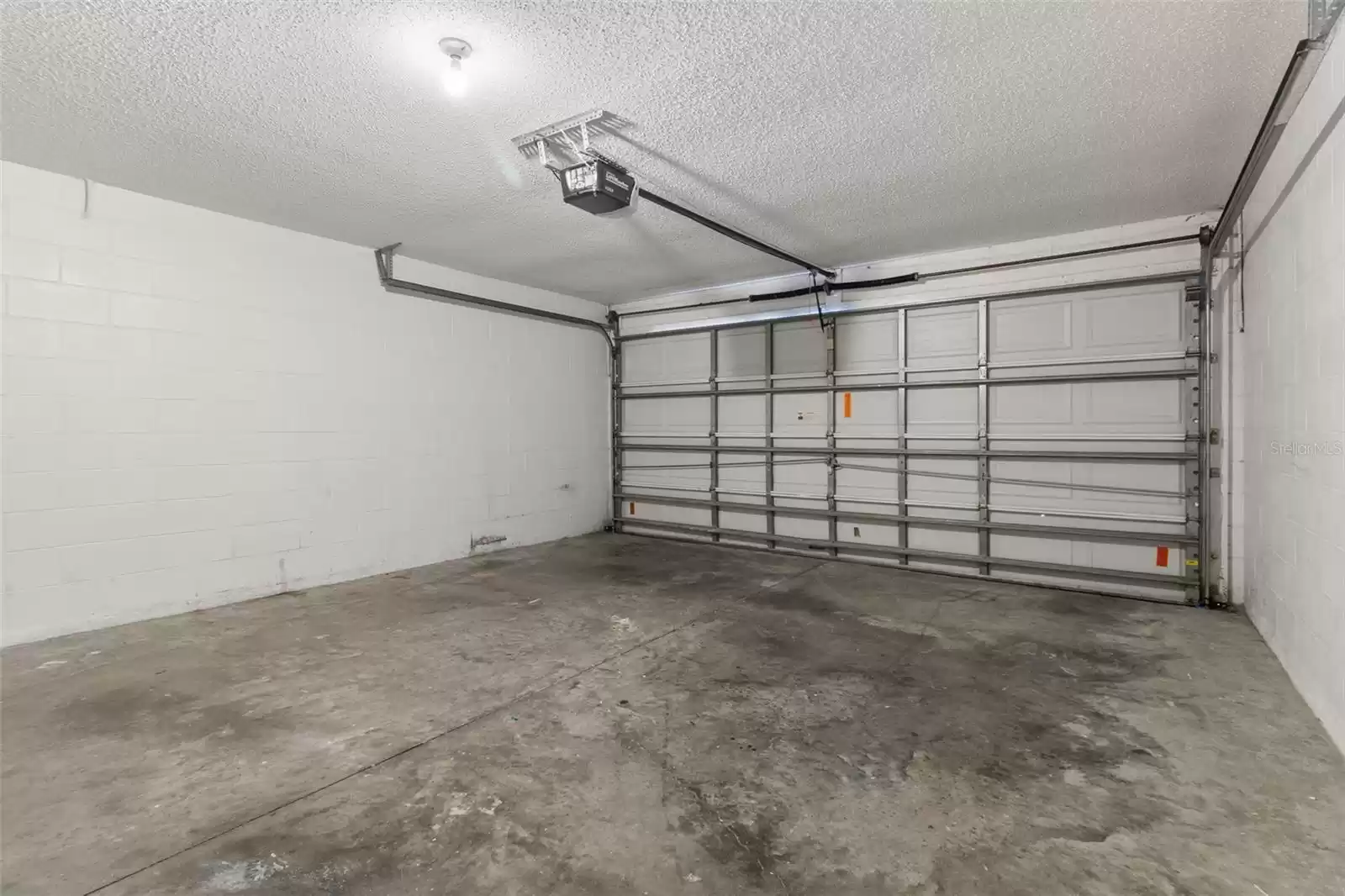 2224 MALLARD CREEK CIRCLE, KISSIMMEE, Florida 34743, 4 Bedrooms Bedrooms, ,2 BathroomsBathrooms,Residential Lease,For Rent,MALLARD CREEK,0,MFRS5114254