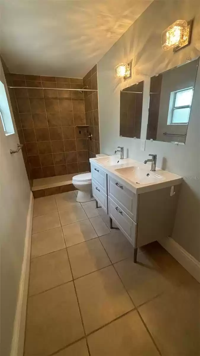 749 RIDGEWOOD AVENUE, DAYTONA BEACH, Florida 32114, 2 Bedrooms Bedrooms, ,1 BathroomBathrooms,Residential Lease,For Rent,RIDGEWOOD,MFRO6251121