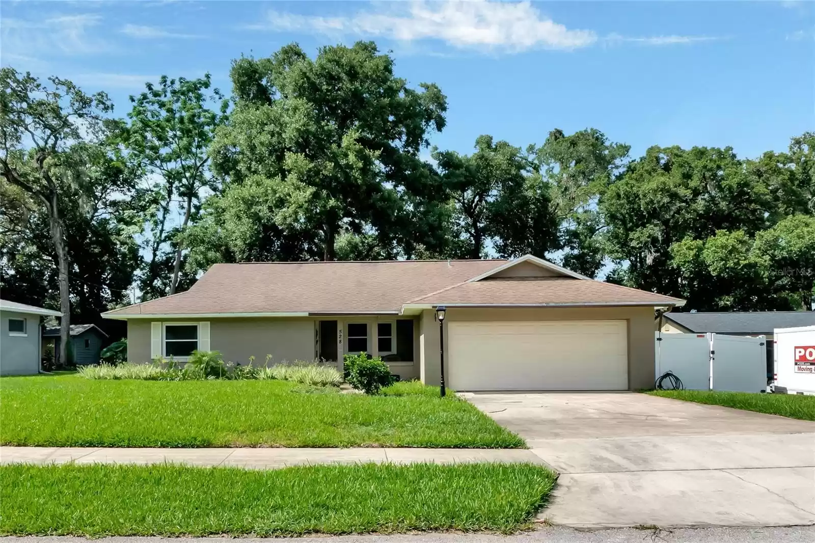 528 RIDGEWOOD STREET, ALTAMONTE SPRINGS, Florida 32701, 3 Bedrooms Bedrooms, ,2 BathroomsBathrooms,Residential,For Sale,RIDGEWOOD,MFRO6231174