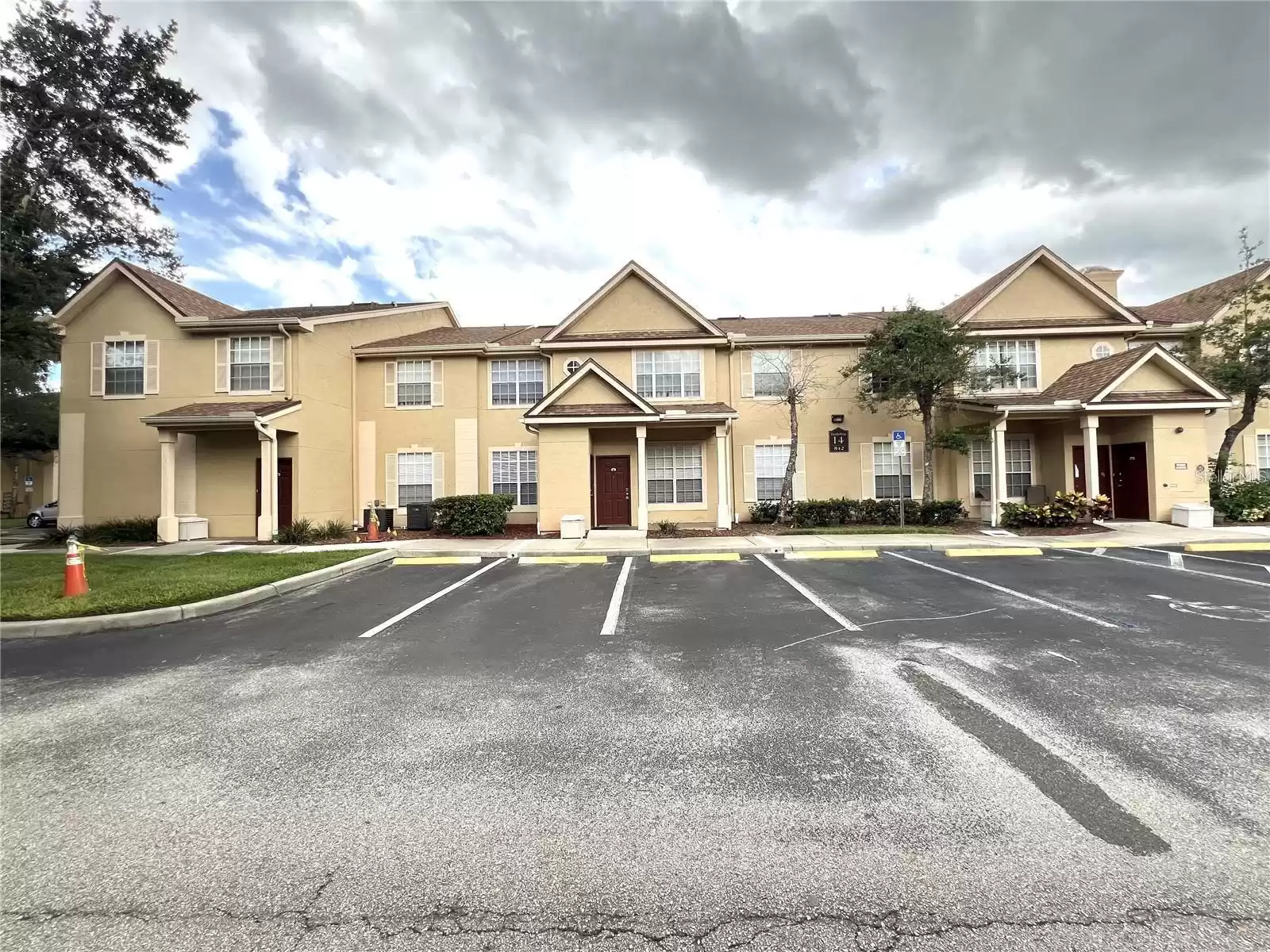 842 GRAND REGENCY POINT, ALTAMONTE SPRINGS, Florida 32714, 2 Bedrooms Bedrooms, ,2 BathroomsBathrooms,Residential Lease,For Rent,GRAND REGENCY,MFRO6251298