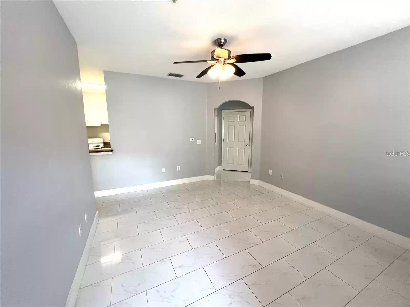 842 GRAND REGENCY POINT, ALTAMONTE SPRINGS, Florida 32714, 2 Bedrooms Bedrooms, ,2 BathroomsBathrooms,Residential Lease,For Rent,GRAND REGENCY,MFRO6251298