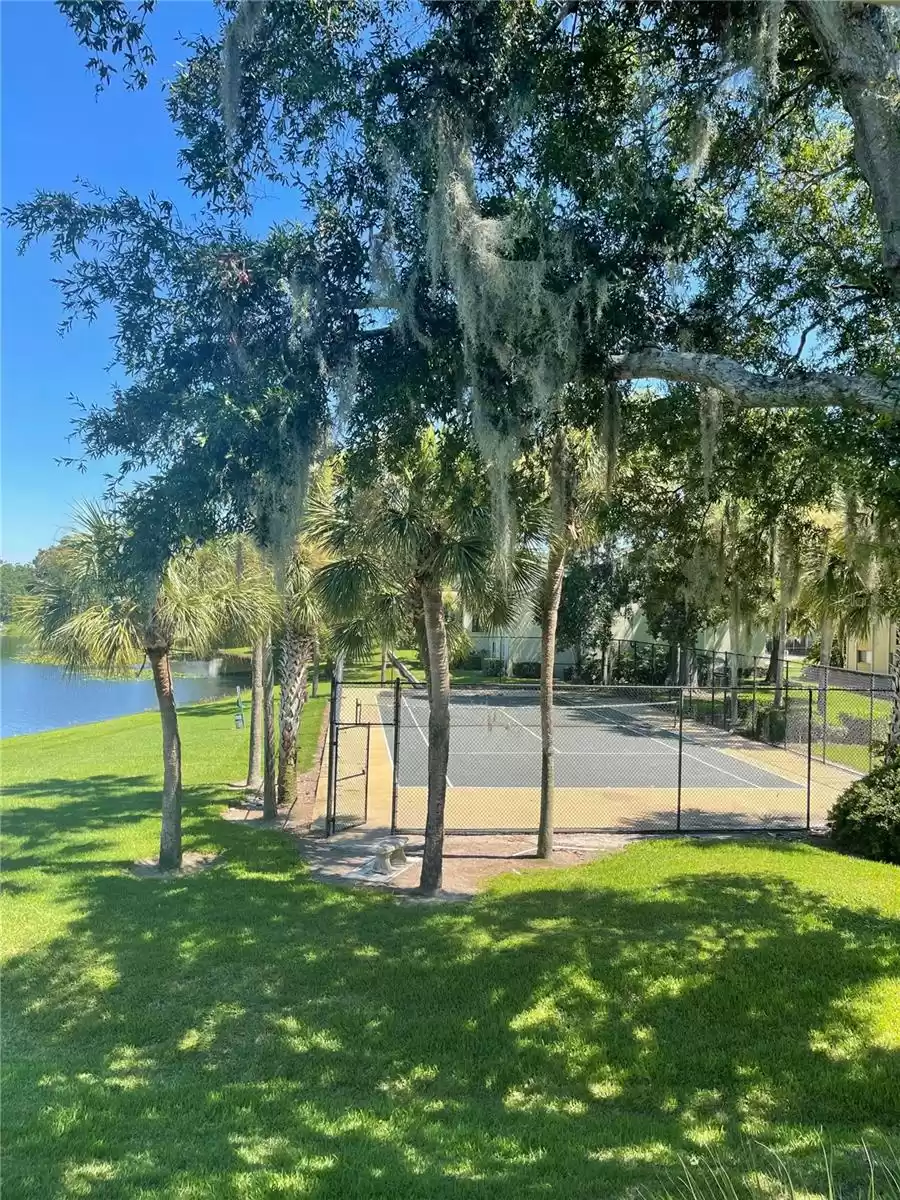 926 LAKE DESTINY ROAD, ALTAMONTE SPRINGS, Florida 32714, 2 Bedrooms Bedrooms, ,2 BathroomsBathrooms,Residential Lease,For Rent,LAKE DESTINY,MFRO6251414