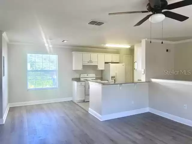 118 SOUTHERN PECAN CIRCLE, WINTER GARDEN, Florida 34787, 1 Bedroom Bedrooms, ,1 BathroomBathrooms,Residential Lease,For Rent,SOUTHERN PECAN,MFRO6243854