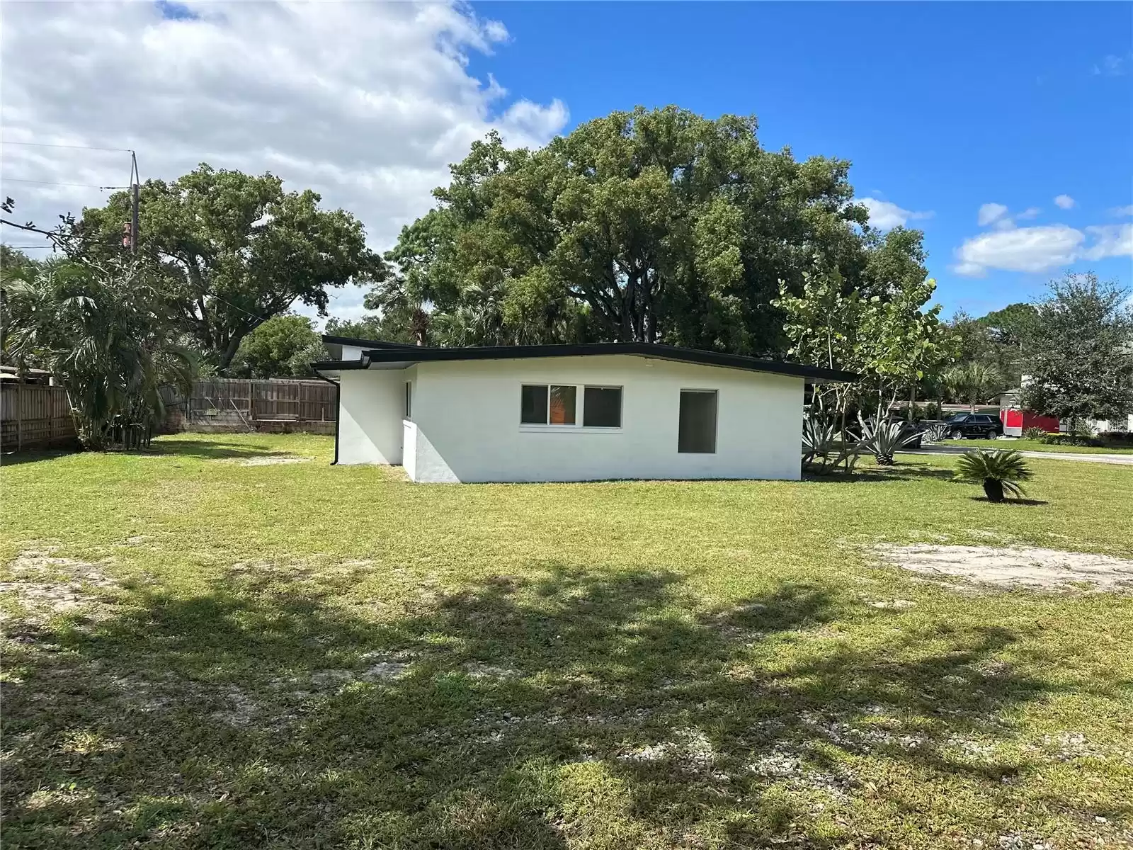 2128 SYCAMORE DRIVE, WINTER PARK, Florida 32789, 3 Bedrooms Bedrooms, ,2 BathroomsBathrooms,Residential,For Sale,SYCAMORE,MFRL4948316