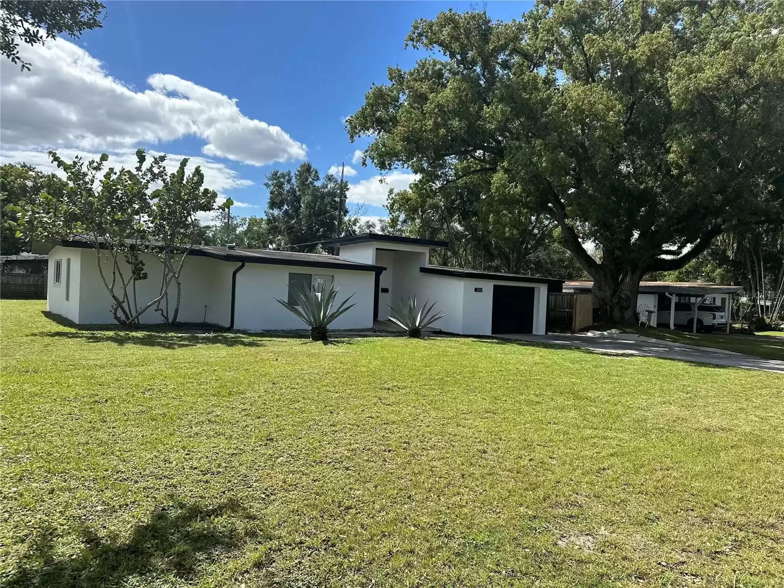 2128 SYCAMORE DRIVE, WINTER PARK, Florida 32789, 3 Bedrooms Bedrooms, ,2 BathroomsBathrooms,Residential,For Sale,SYCAMORE,MFRL4948316