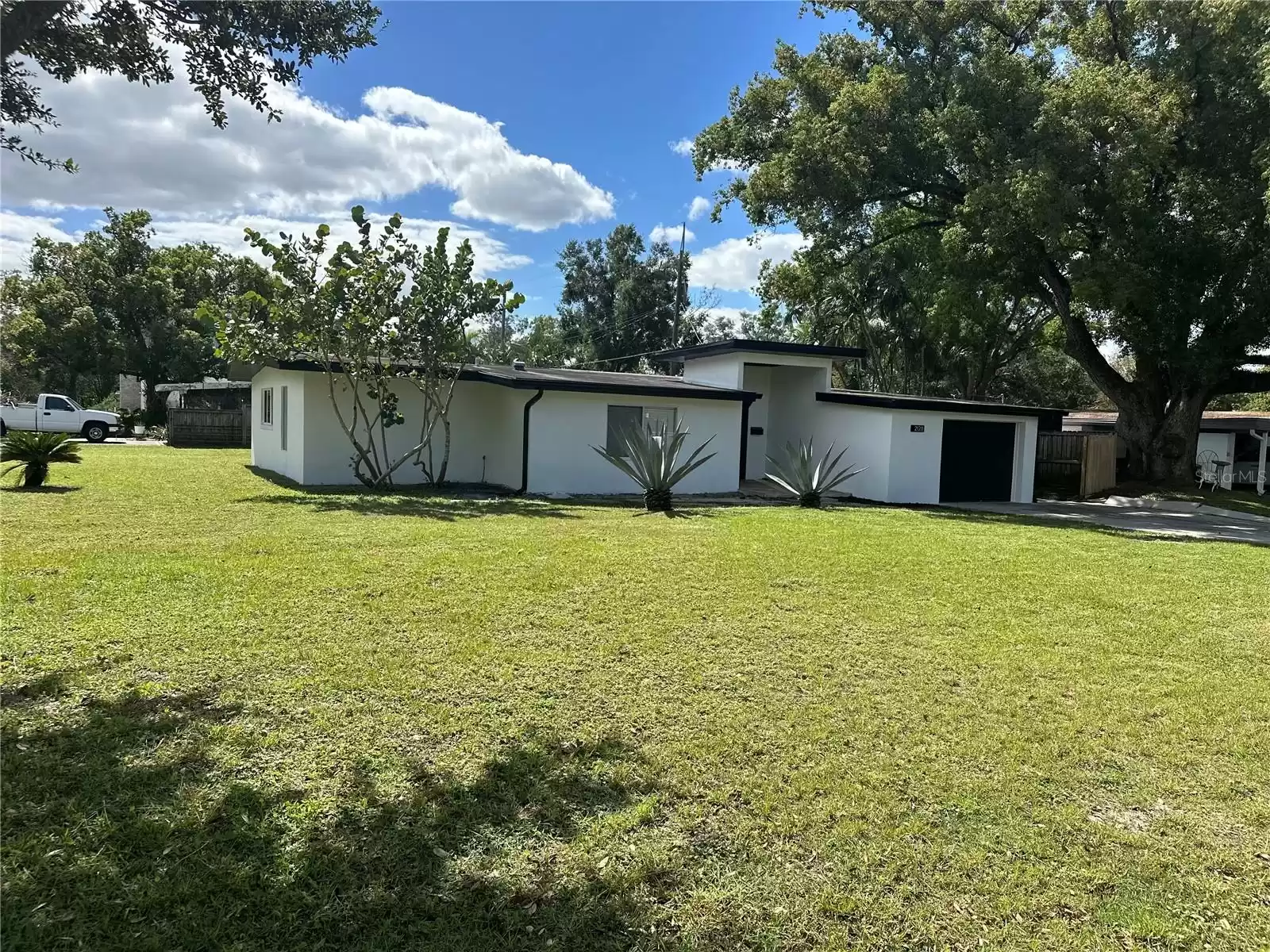 2128 SYCAMORE DRIVE, WINTER PARK, Florida 32789, 3 Bedrooms Bedrooms, ,2 BathroomsBathrooms,Residential,For Sale,SYCAMORE,MFRL4948316