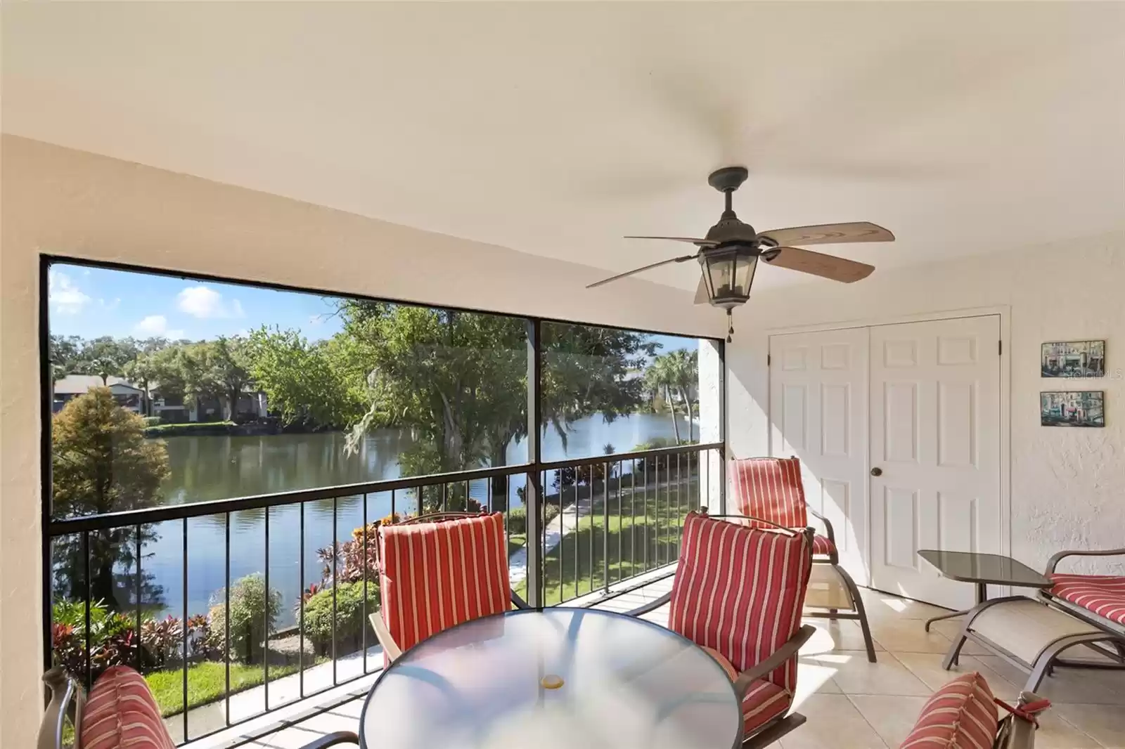 1 ESCONDIDO CIRCLE, ALTAMONTE SPRINGS, Florida 32701, 3 Bedrooms Bedrooms, ,2 BathroomsBathrooms,Residential,For Sale,ESCONDIDO,MFRV4939056