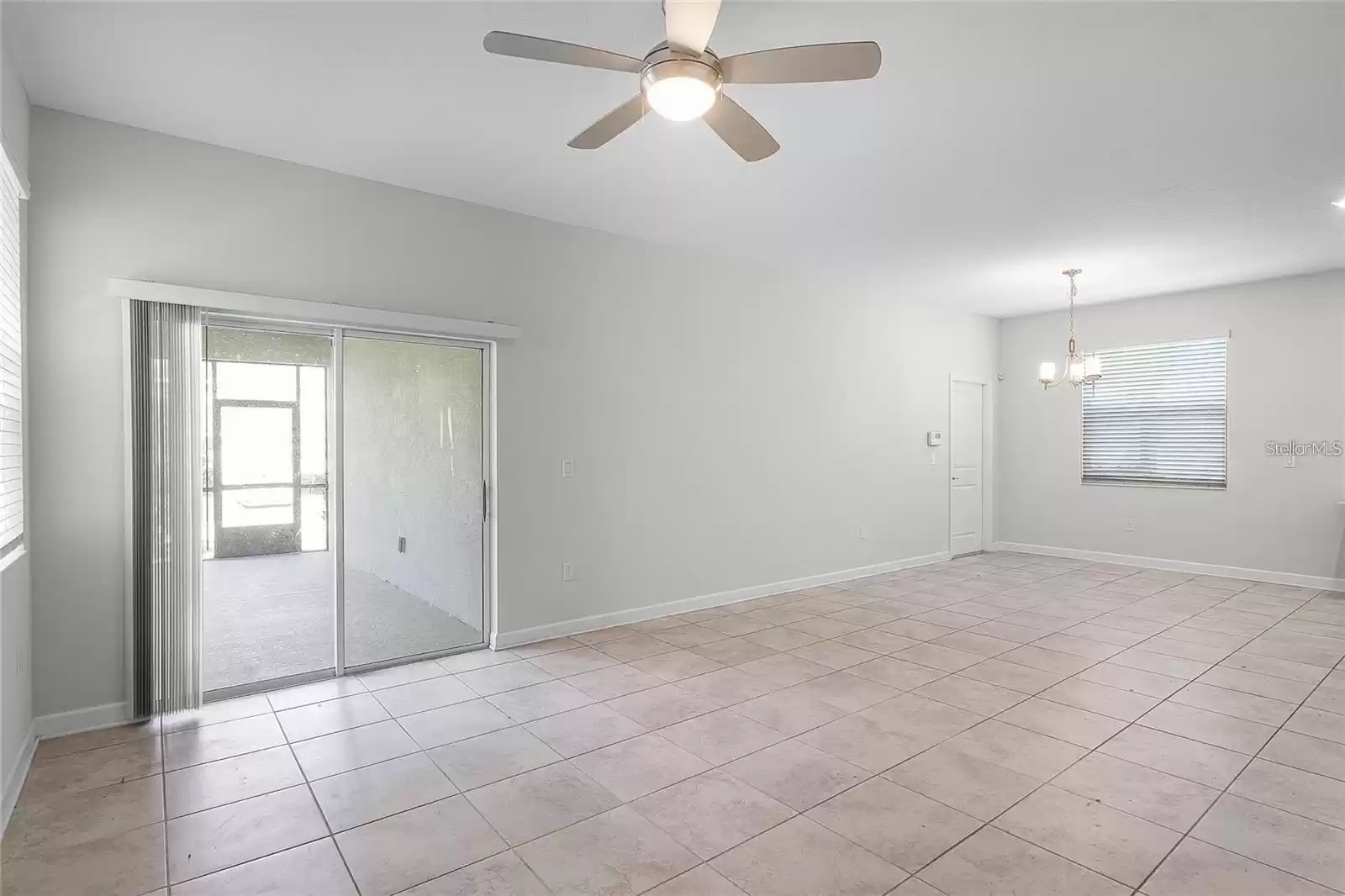 9124 CUT SHOT DRIVE, WINTER GARDEN, Florida 34787, 5 Bedrooms Bedrooms, ,3 BathroomsBathrooms,Residential Lease,For Rent,CUT SHOT,MFRO6249340