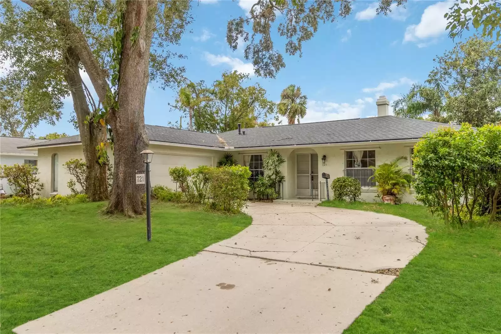 721 ROUGHBEARD ROAD, WINTER PARK, Florida 32792, 4 Bedrooms Bedrooms, ,2 BathroomsBathrooms,Residential,For Sale,ROUGHBEARD,MFRO6250720