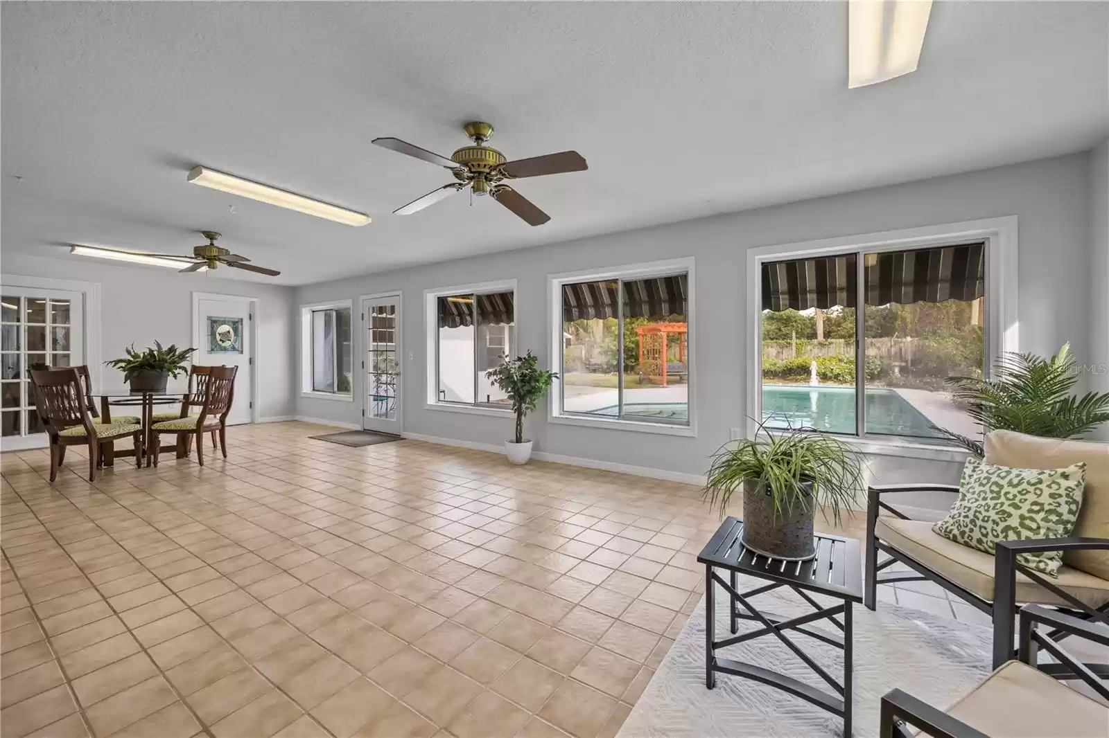 610 RANGER BOULEVARD, WINTER PARK, Florida 32792, 5 Bedrooms Bedrooms, ,3 BathroomsBathrooms,Residential,For Sale,RANGER,MFRO6250133