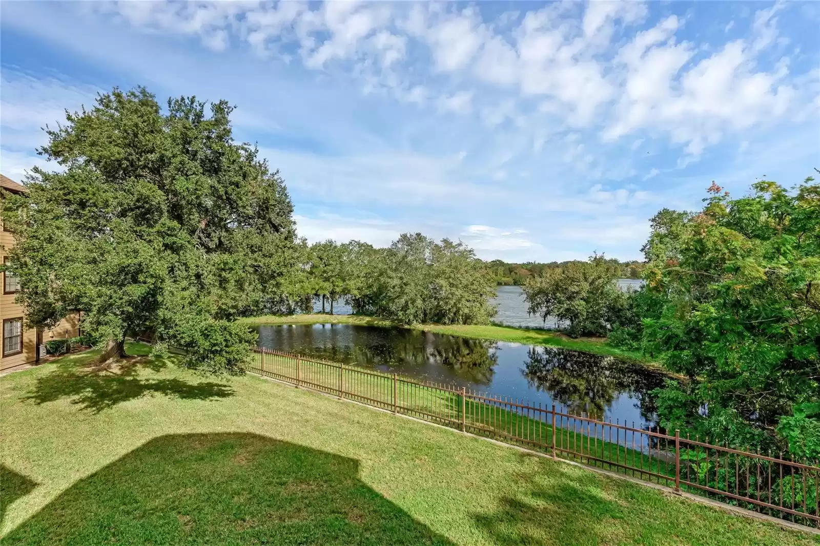 380 LAKE ONTARIO COURT, ALTAMONTE SPRINGS, Florida 32701, 1 Bedroom Bedrooms, ,1 BathroomBathrooms,Residential,For Sale,LAKE ONTARIO,MFRO6251776