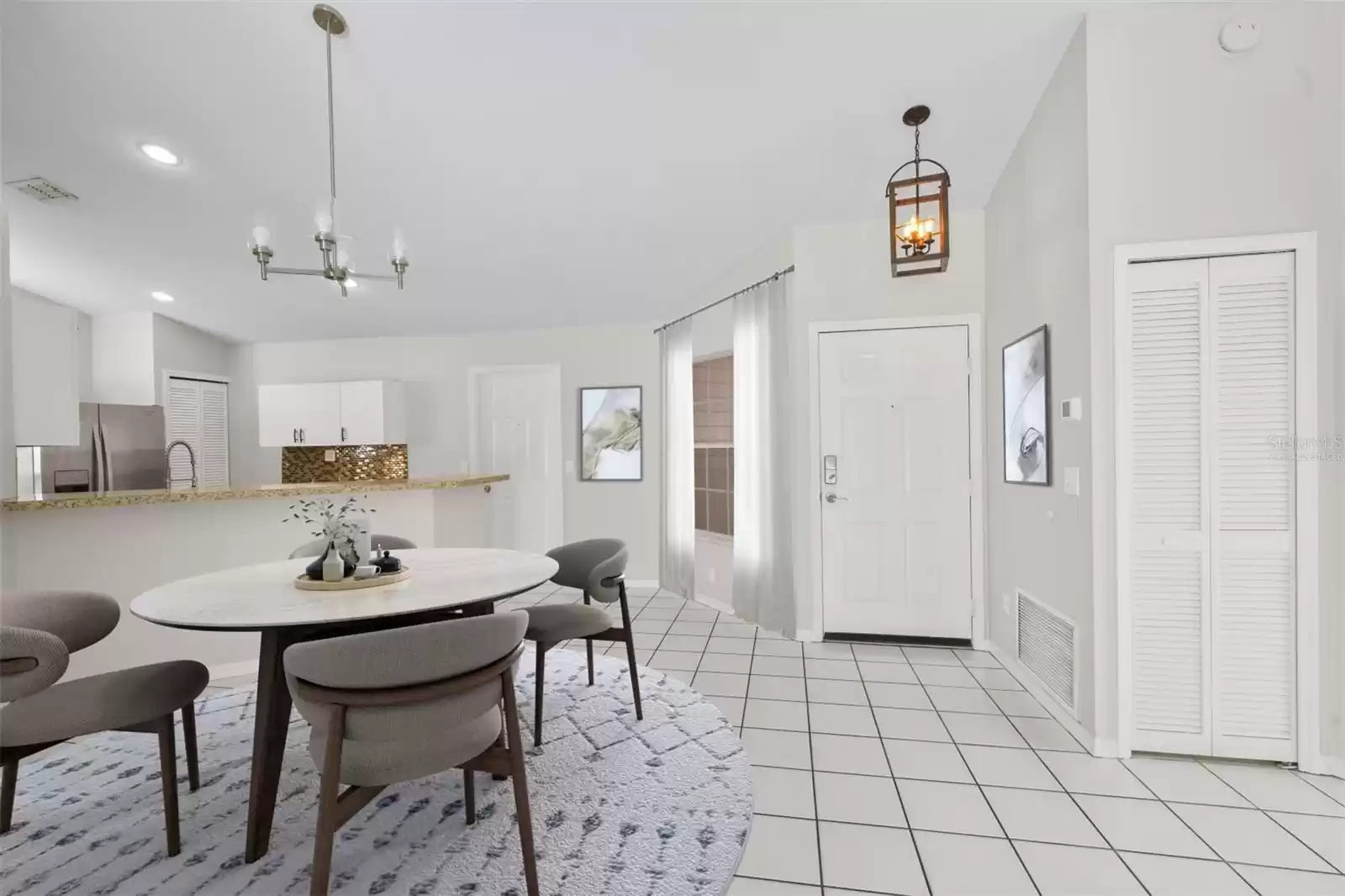 Dining Room / Foyer - Virtually staged