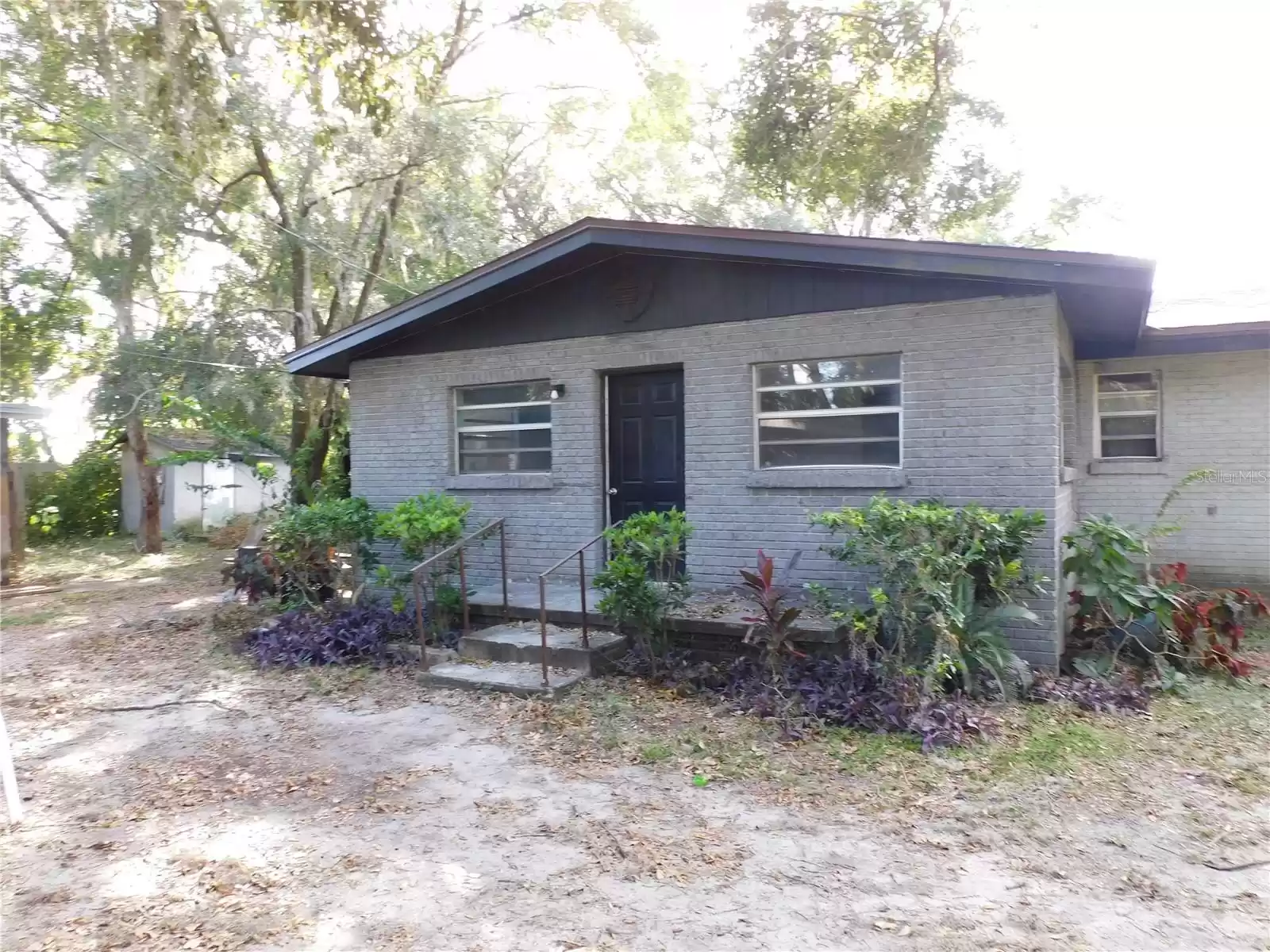 1255 PINE STREET, ALTAMONTE SPRINGS, Florida 32701, 3 Bedrooms Bedrooms, ,1 BathroomBathrooms,Residential,For Sale,PINE,MFRO6251684