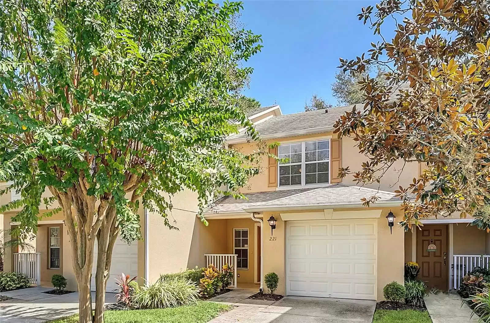 221 STERLING SPRINGS LANE, ALTAMONTE SPRINGS, Florida 32714, 2 Bedrooms Bedrooms, ,2 BathroomsBathrooms,Residential,For Sale,STERLING SPRINGS,MFRO6246250