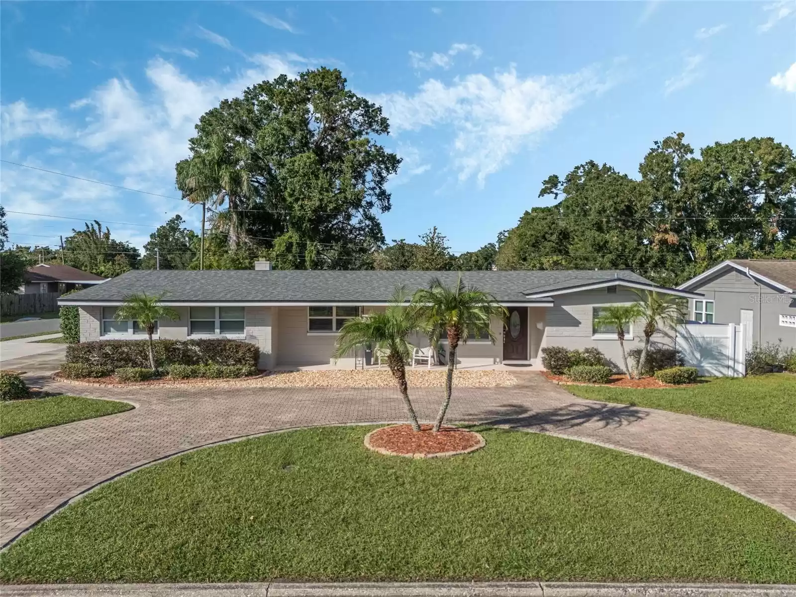 2891 NAPLES DRIVE, WINTER PARK, Florida 32789, 4 Bedrooms Bedrooms, ,2 BathroomsBathrooms,Residential,For Sale,NAPLES,MFRO6250674