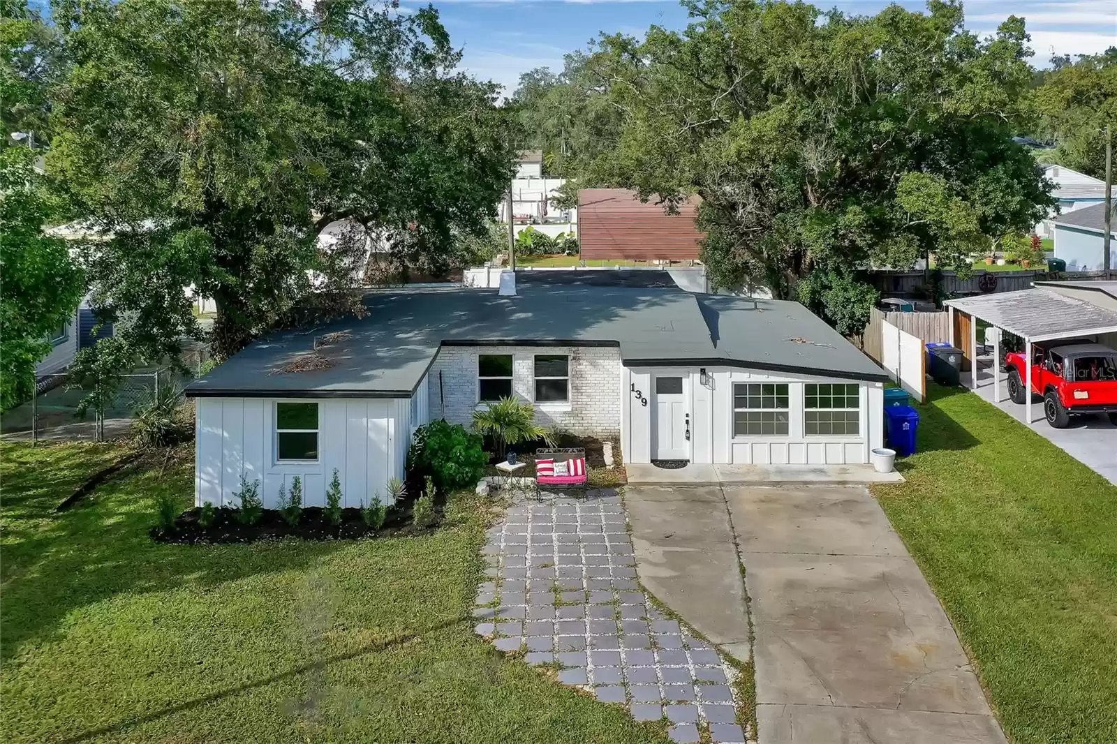 139 STORY ROAD, WINTER GARDEN, Florida 34787, 3 Bedrooms Bedrooms, ,2 BathroomsBathrooms,Residential,For Sale,STORY,MFRTB8314496