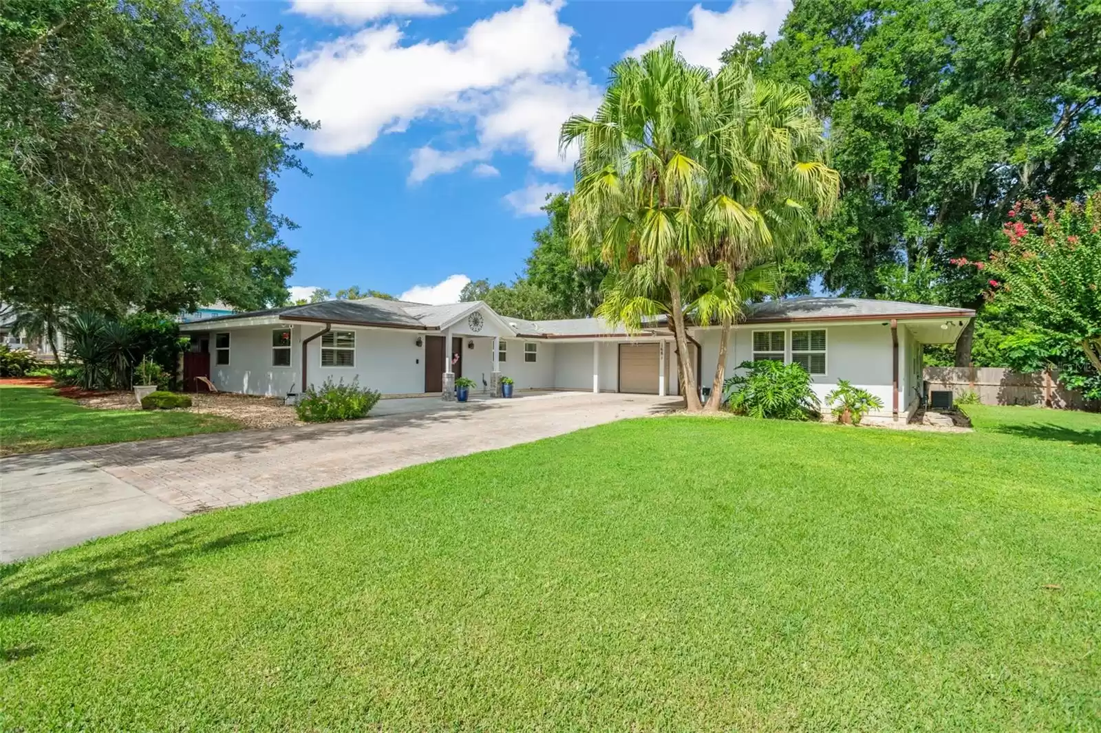 1681 BLUE RIDGE ROAD, WINTER PARK, Florida 32789, 4 Bedrooms Bedrooms, ,3 BathroomsBathrooms,Residential,For Sale,BLUE RIDGE,MFRO6251187