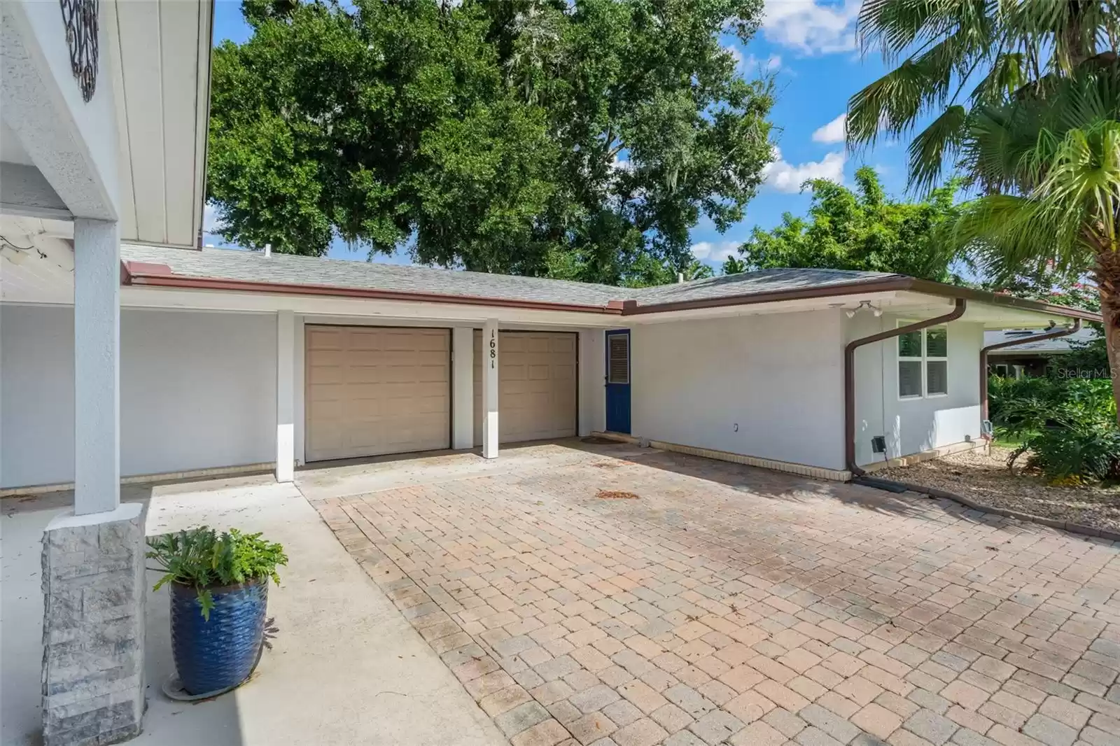 1681 BLUE RIDGE ROAD, WINTER PARK, Florida 32789, 4 Bedrooms Bedrooms, ,3 BathroomsBathrooms,Residential,For Sale,BLUE RIDGE,MFRO6251187