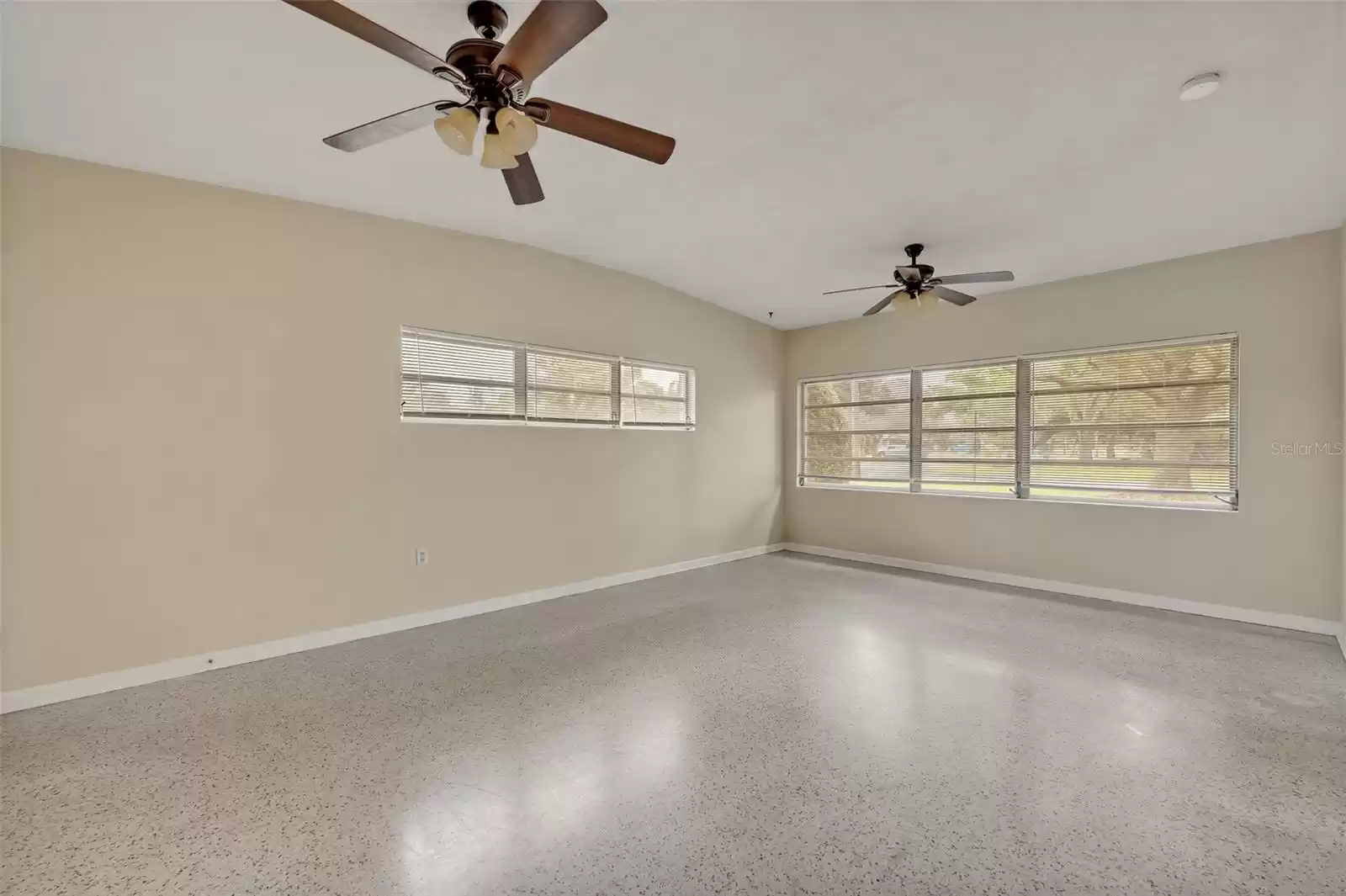 1203 LINDENWOOD LANE, WINTER PARK, Florida 32792, 3 Bedrooms Bedrooms, ,2 BathroomsBathrooms,Residential Lease,For Rent,LINDENWOOD,MFRO6252372