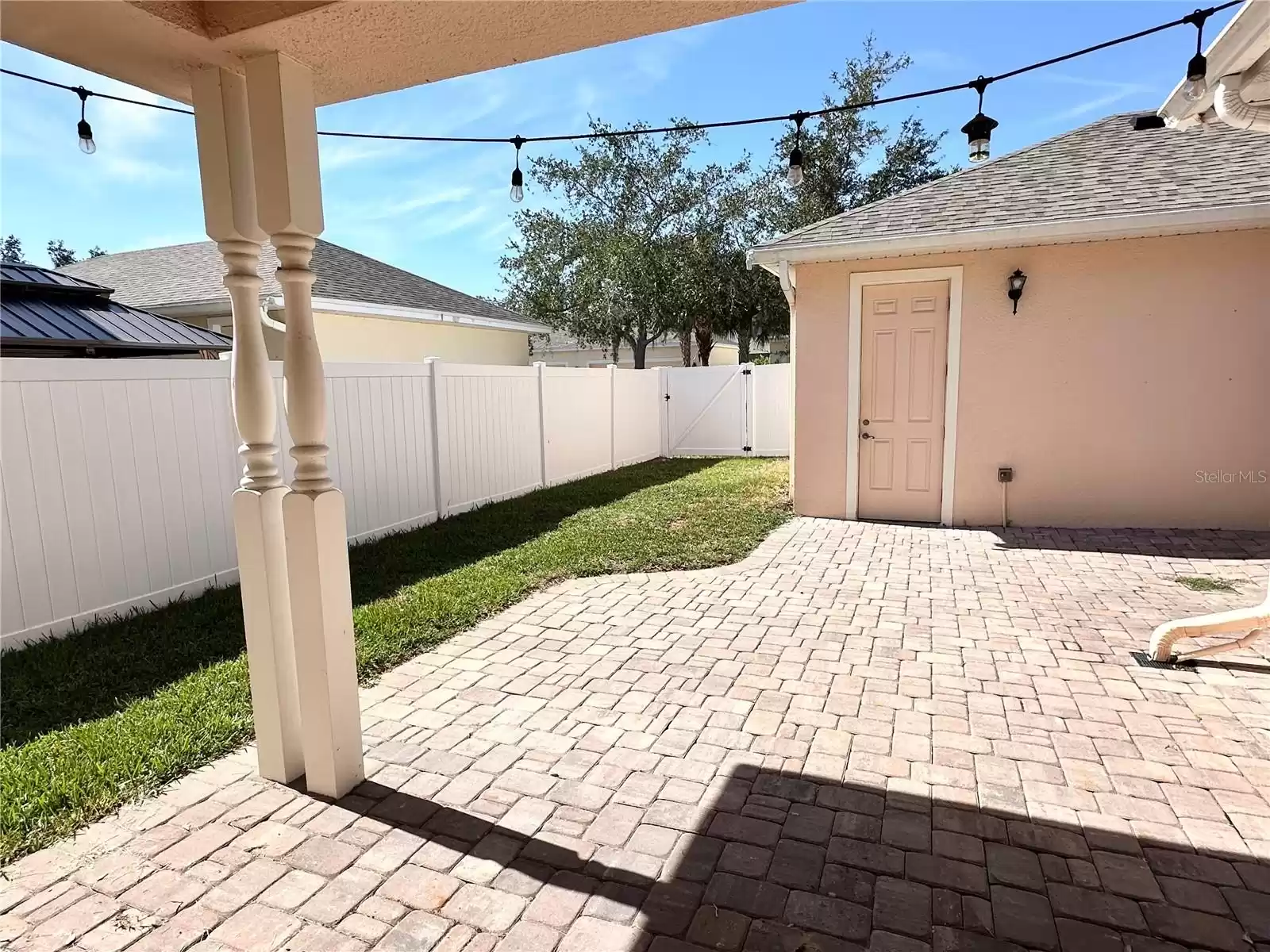 14494 WHITTRIDGE DRIVE, WINTER GARDEN, Florida 34787, 3 Bedrooms Bedrooms, ,2 BathroomsBathrooms,Residential,For Sale,WHITTRIDGE,MFRO6252325