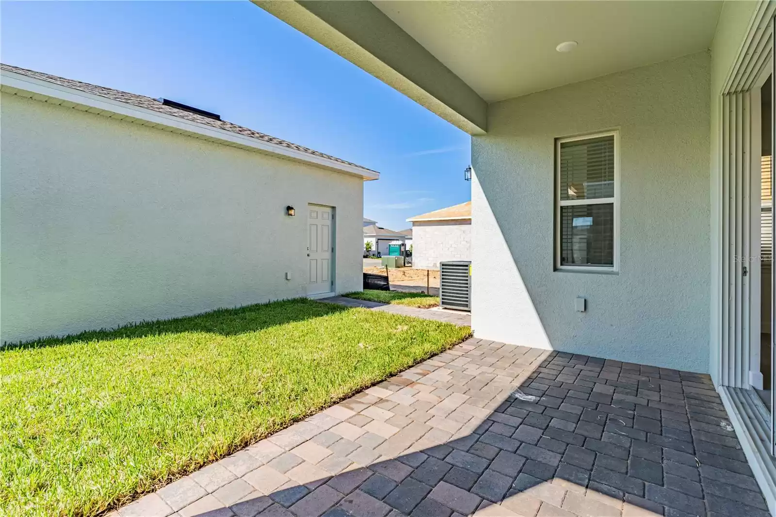 12620 CLEAR SAPPHIRE DRIVE, WINTER GARDEN, Florida 34787, 4 Bedrooms Bedrooms, ,3 BathroomsBathrooms,Residential Lease,For Rent,CLEAR SAPPHIRE,MFRO6252783