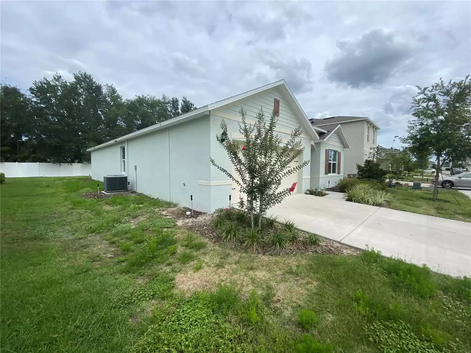 1742 POINT O WOODS COURT, MOUNT DORA, Florida 32757, 4 Bedrooms Bedrooms, ,2 BathroomsBathrooms,Residential Lease,For Rent,POINT O WOODS,MFRG5085851