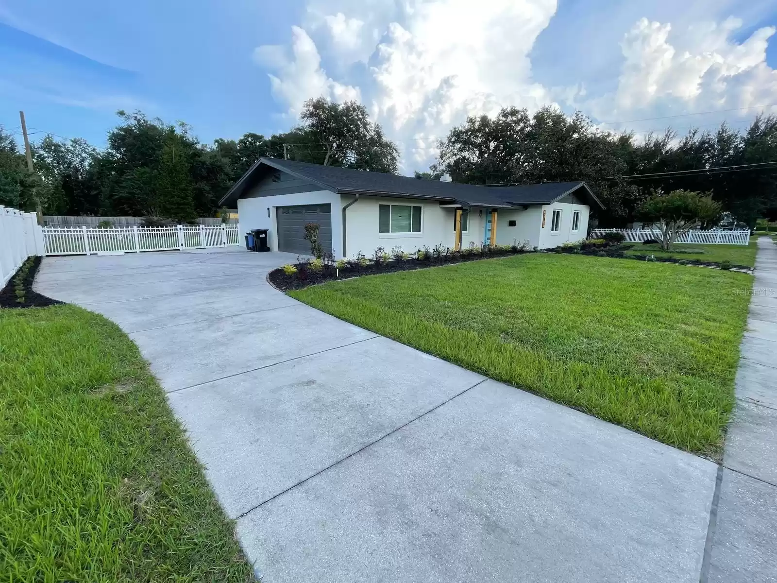 266 RANGER BOULEVARD, WINTER PARK, Florida 32792, 4 Bedrooms Bedrooms, ,3 BathroomsBathrooms,Residential Lease,For Rent,RANGER,MFRO6252956