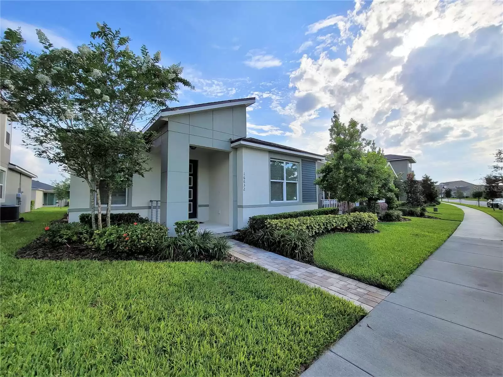 16632 WINGSPREAD LOOP, WINTER GARDEN, Florida 34787, 3 Bedrooms Bedrooms, ,2 BathroomsBathrooms,Residential Lease,For Rent,WINGSPREAD,MFRO6252884