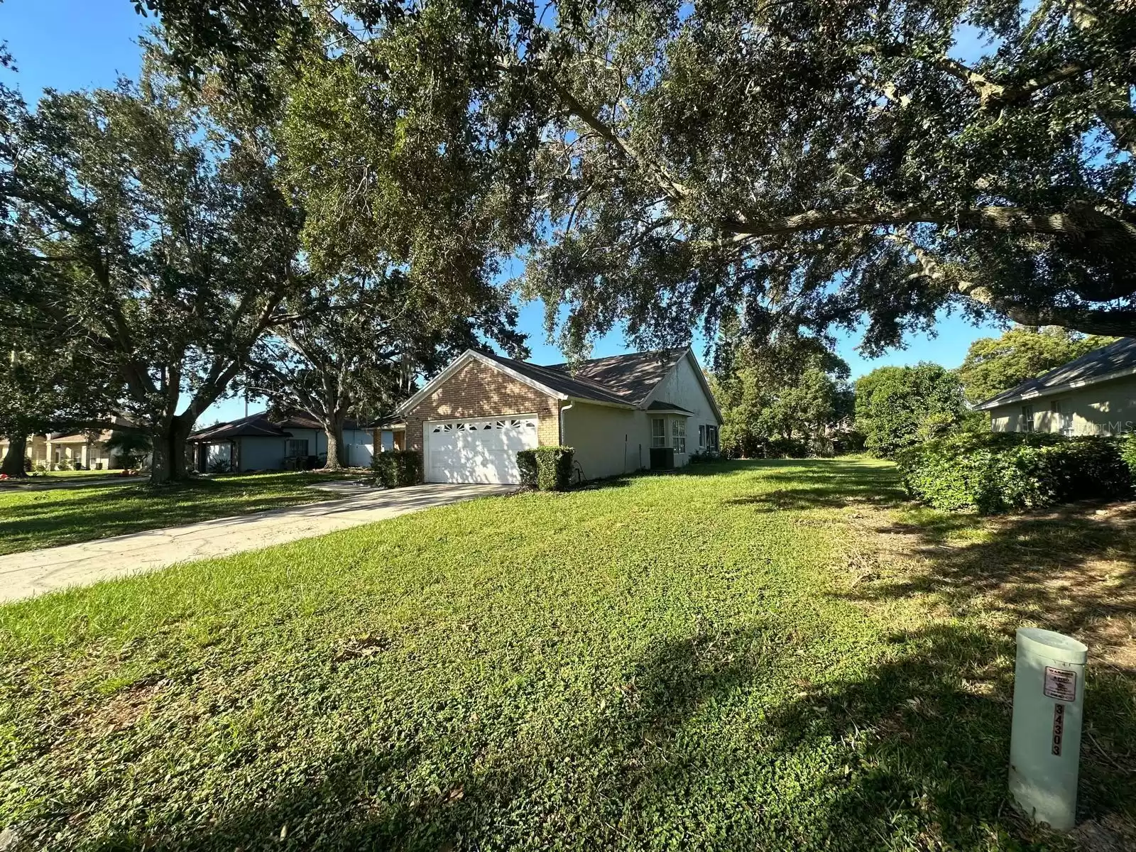 717 ADRIANE PARK CIRCLE, KISSIMMEE, Florida 34744, 4 Bedrooms Bedrooms, ,2 BathroomsBathrooms,Residential,For Sale,ADRIANE PARK,MFRS5114488