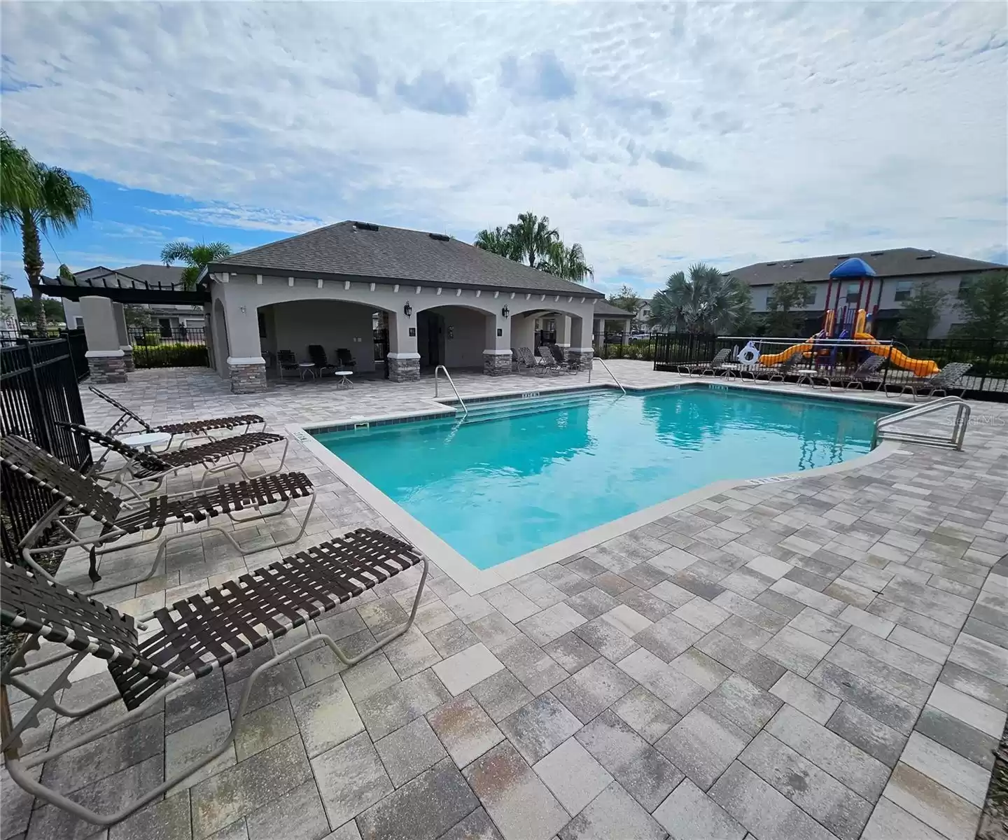 11986 SANDS COVE, ORLANDO, Florida 32828, 3 Bedrooms Bedrooms, ,2 BathroomsBathrooms,Residential,For Sale,SANDS,MFRO6246215