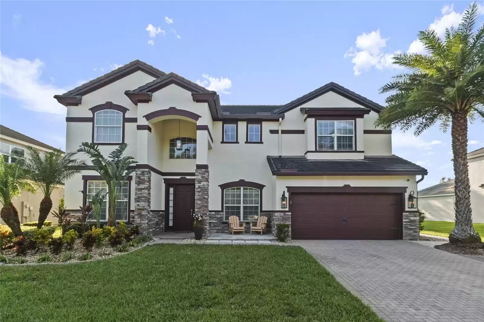 1826 BLACKWATER COURT, WINTER GARDEN, Florida 34787, 5 Bedrooms Bedrooms, ,4 BathroomsBathrooms,Residential,For Sale,BLACKWATER,MFRG5088681