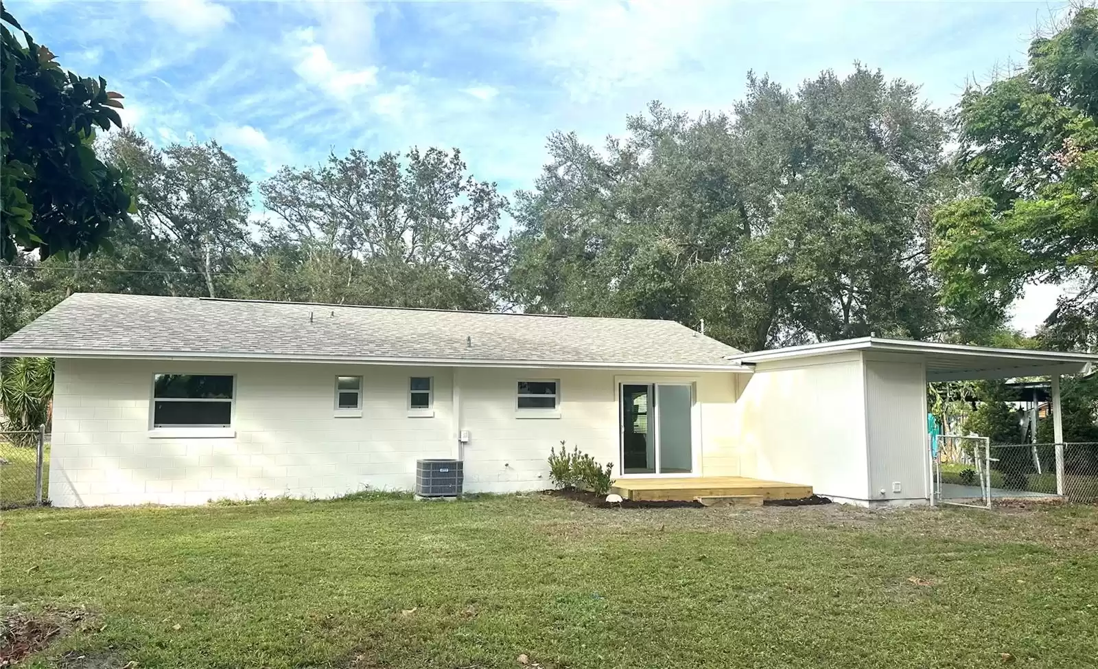 160 PLUMOSUS DRIVE, ALTAMONTE SPRINGS, Florida 32701, 3 Bedrooms Bedrooms, ,2 BathroomsBathrooms,Residential,For Sale,PLUMOSUS,MFRO6252998