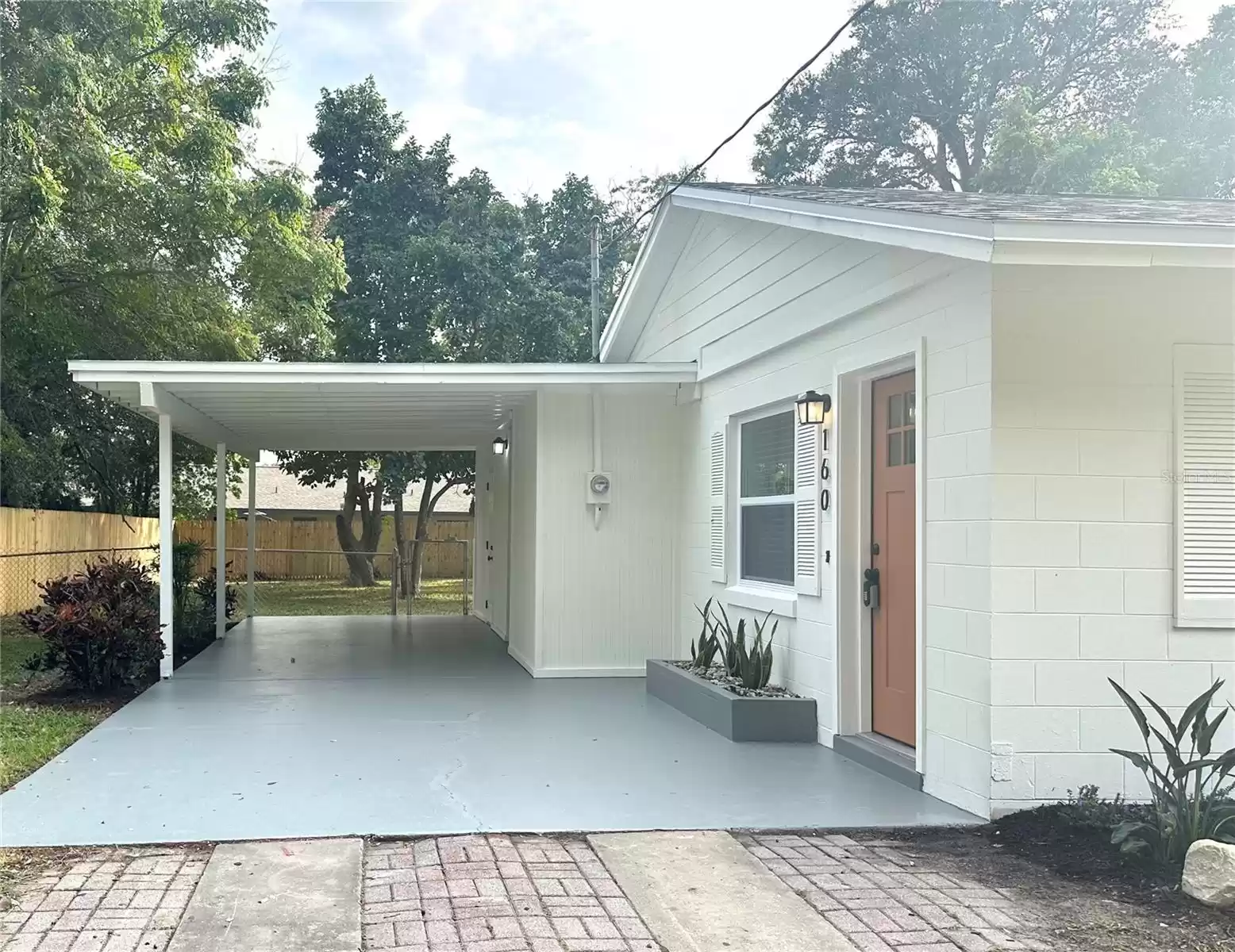 160 PLUMOSUS DRIVE, ALTAMONTE SPRINGS, Florida 32701, 3 Bedrooms Bedrooms, ,2 BathroomsBathrooms,Residential,For Sale,PLUMOSUS,MFRO6252998