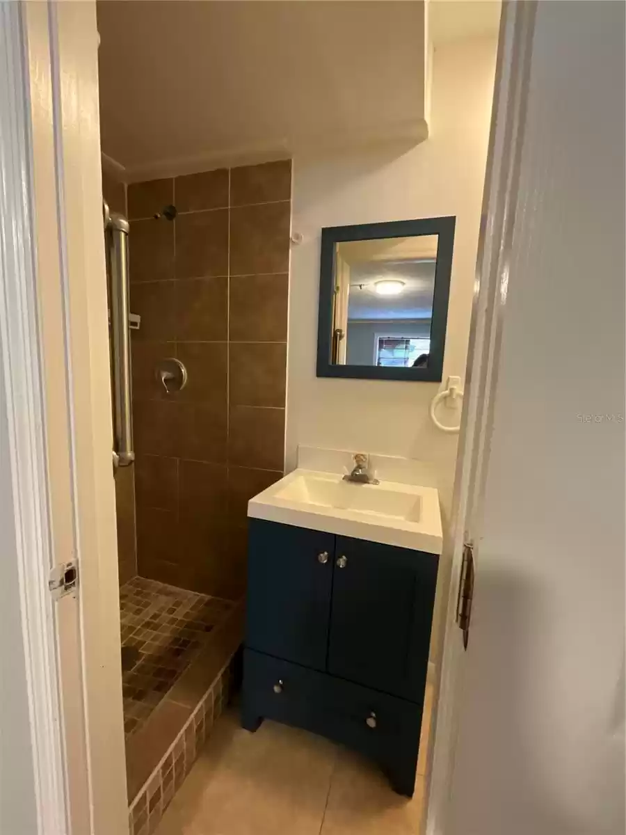 Bathroom for Studio 1